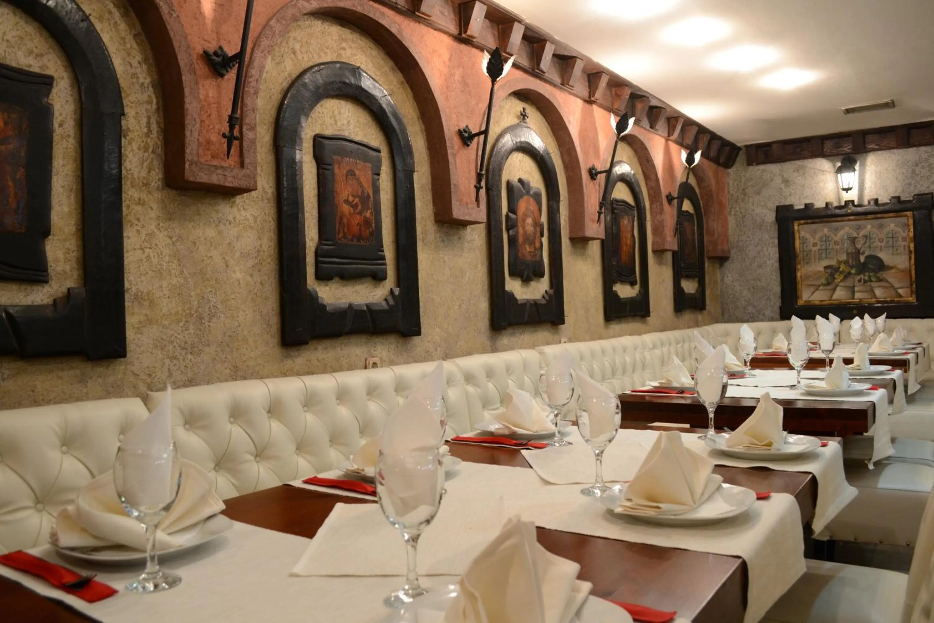 Restaurant/places to eat in Hotel Tomce Sofka