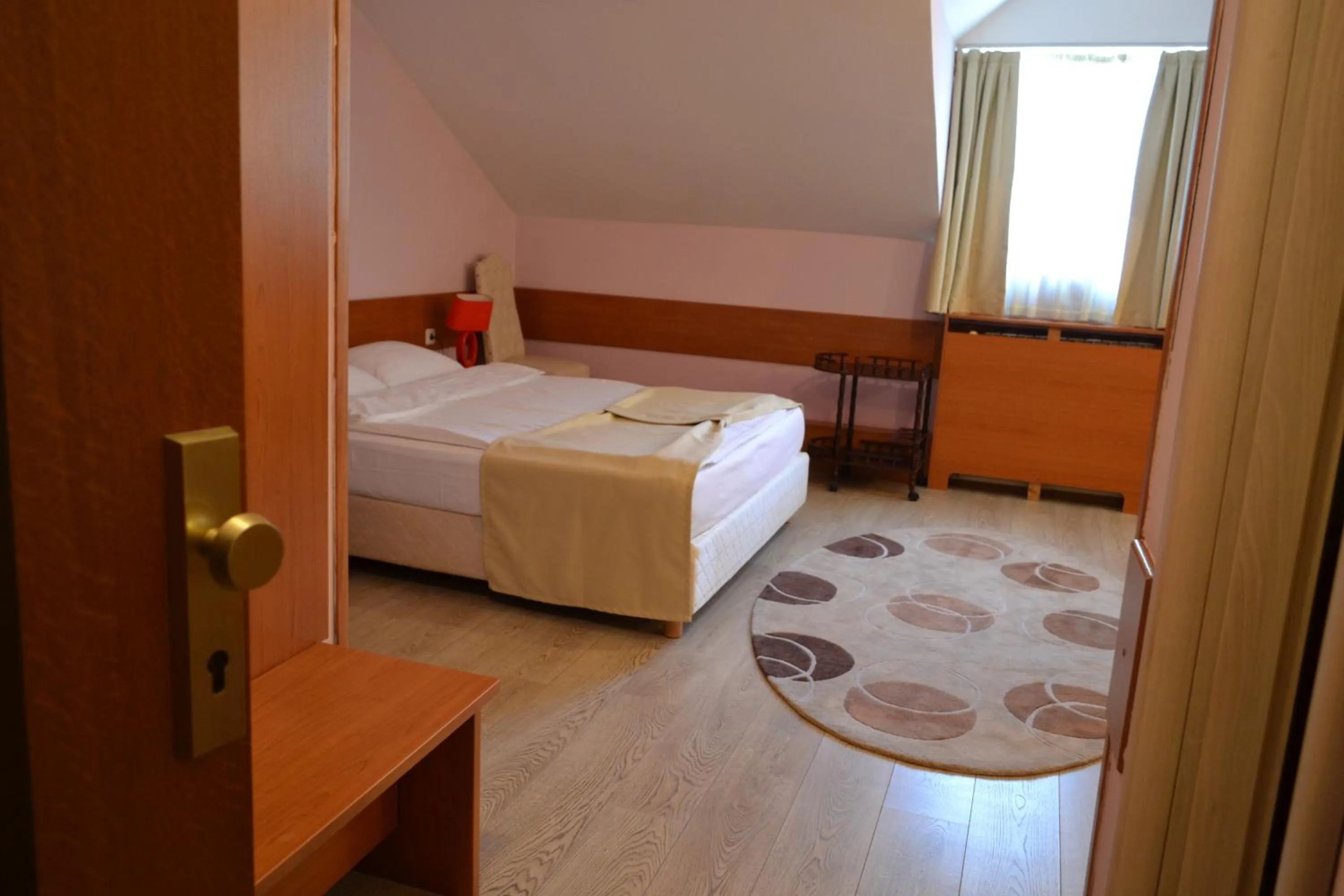 Day, Bed in Hotel Tomce Sofka