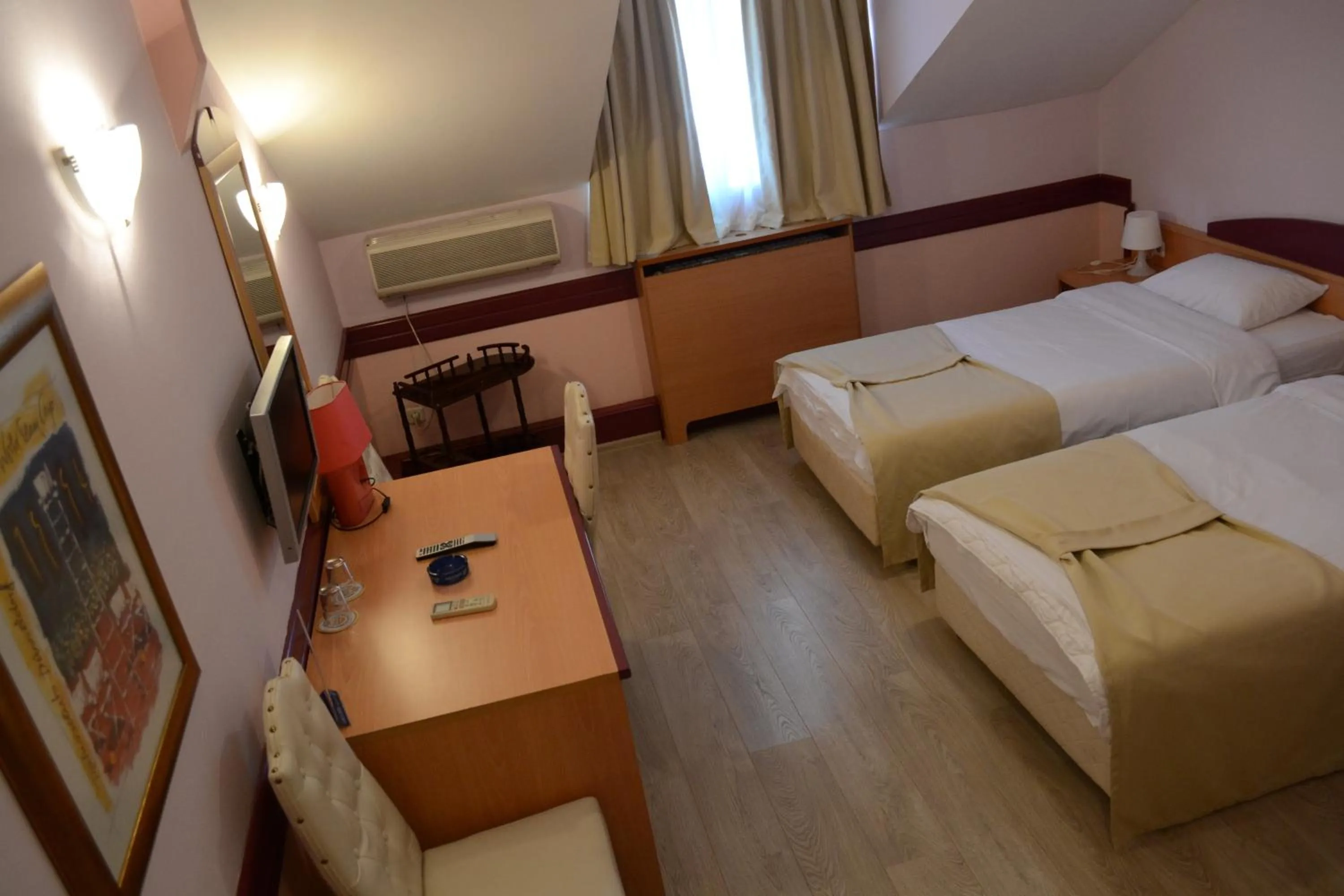 Bed in Hotel Tomce Sofka