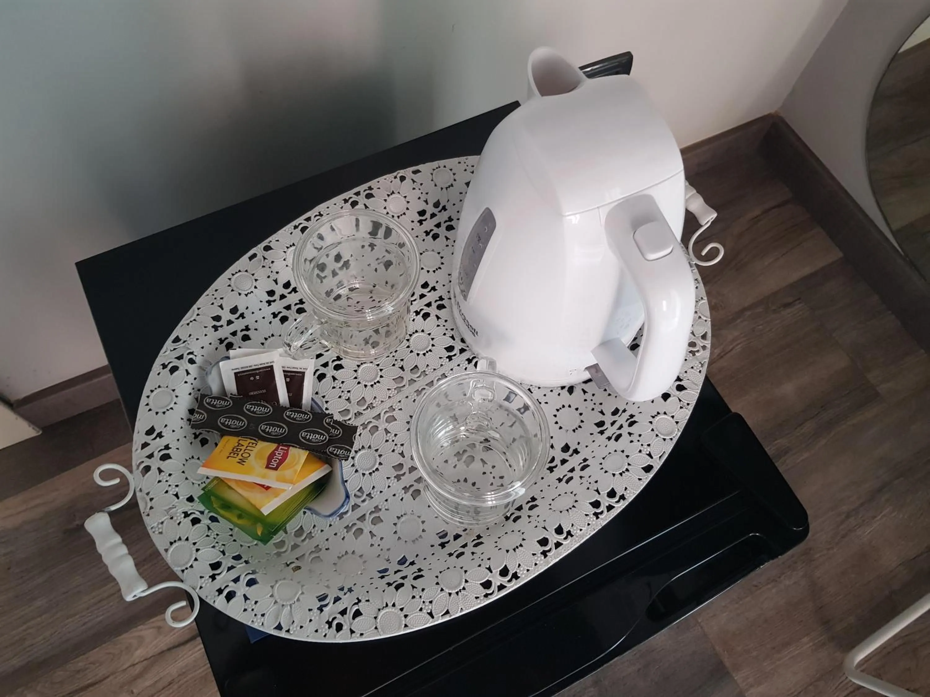 Coffee/tea facilities in Art in B&B