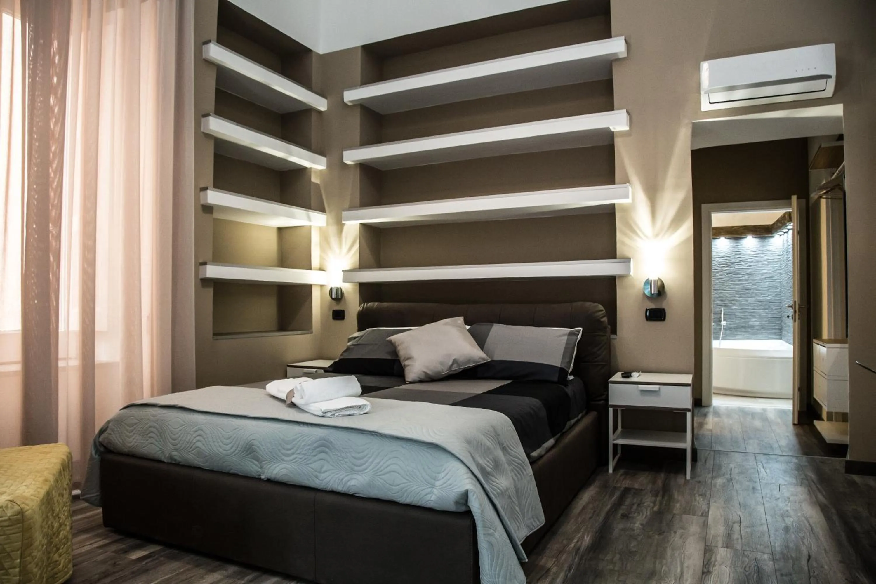 Bedroom, Bed in Art in B&B