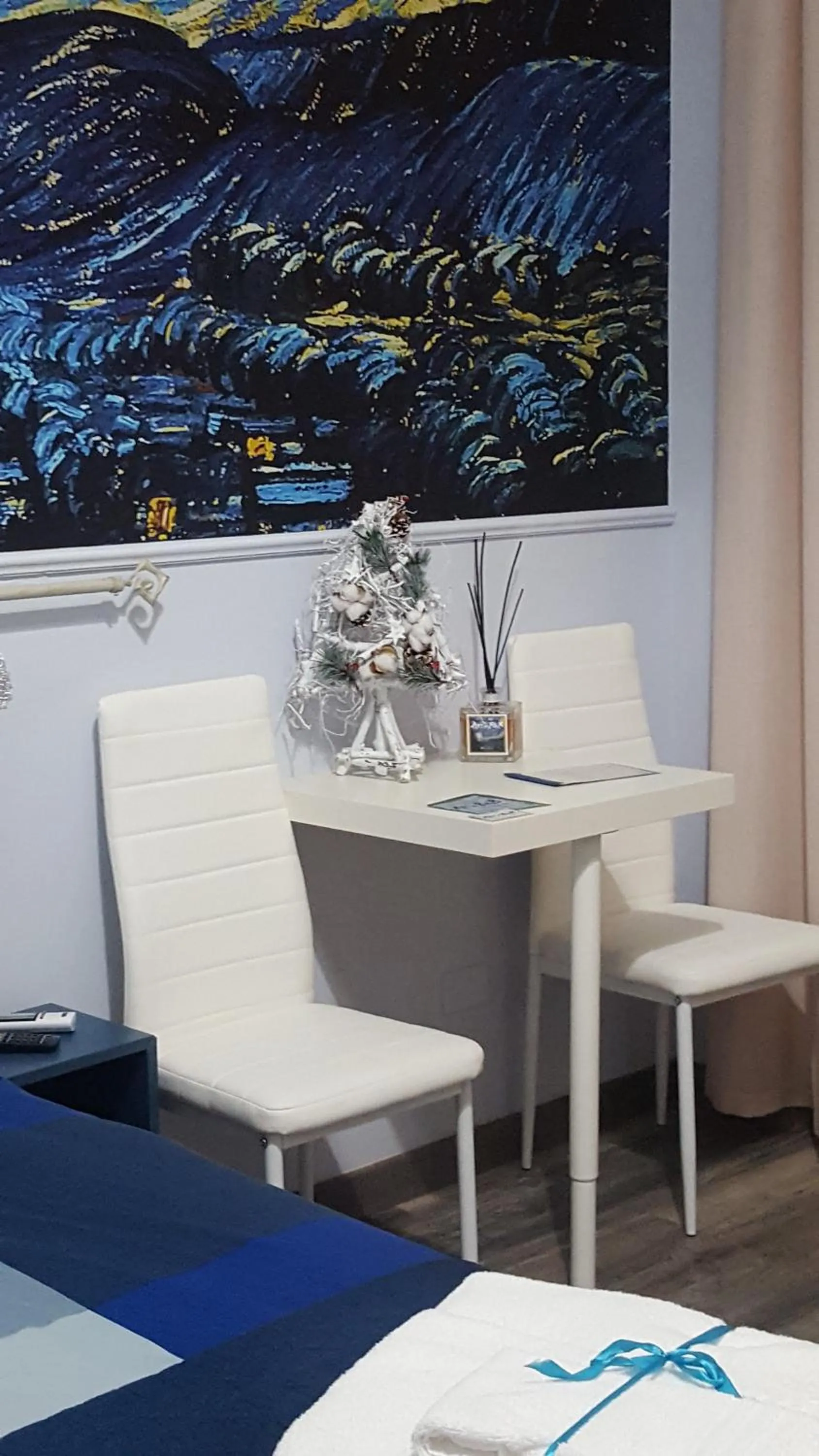 Seating area in Art in B&B