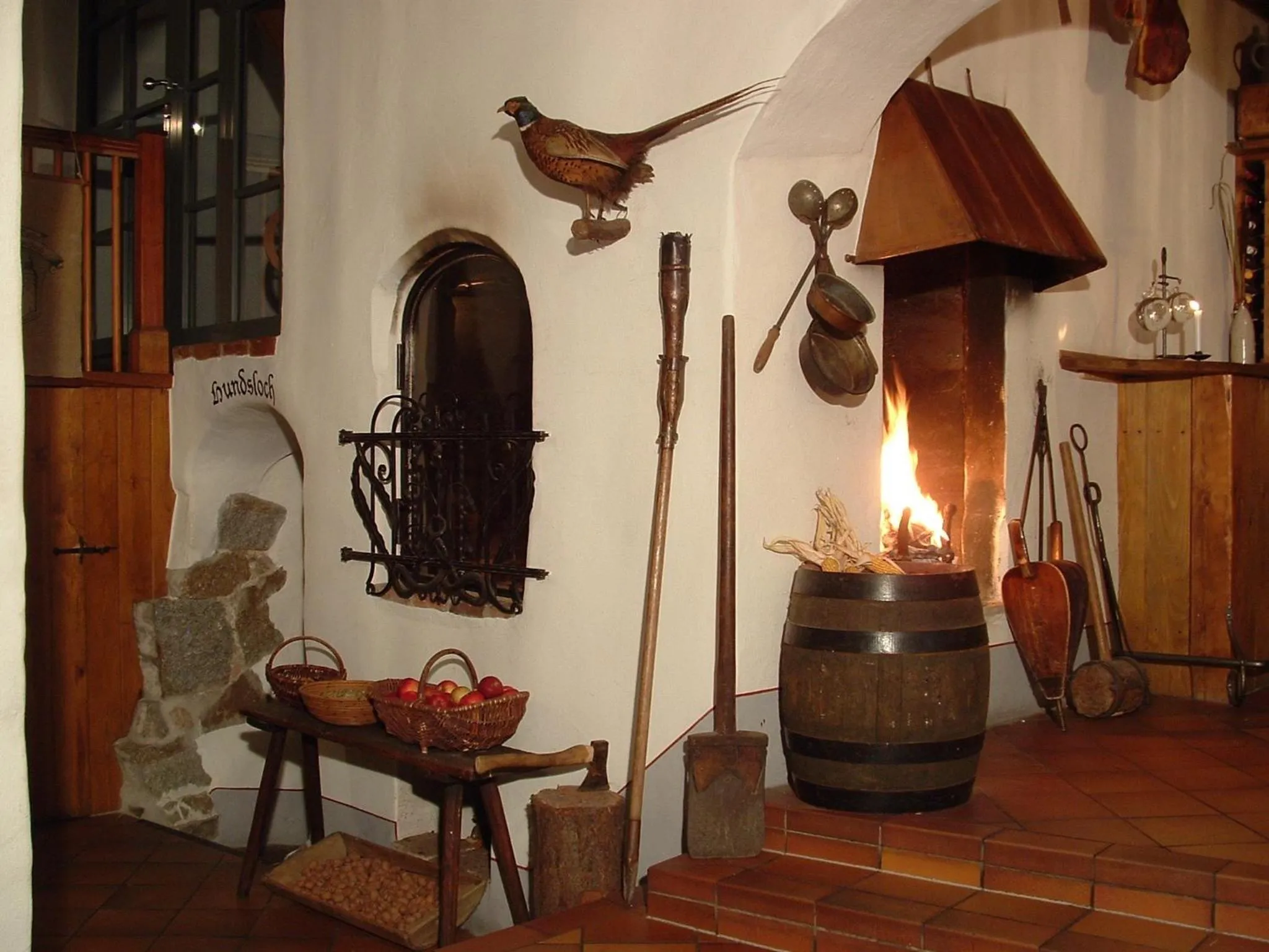 flat iron in Hotel und Gasthof Dreibeiniger Hund