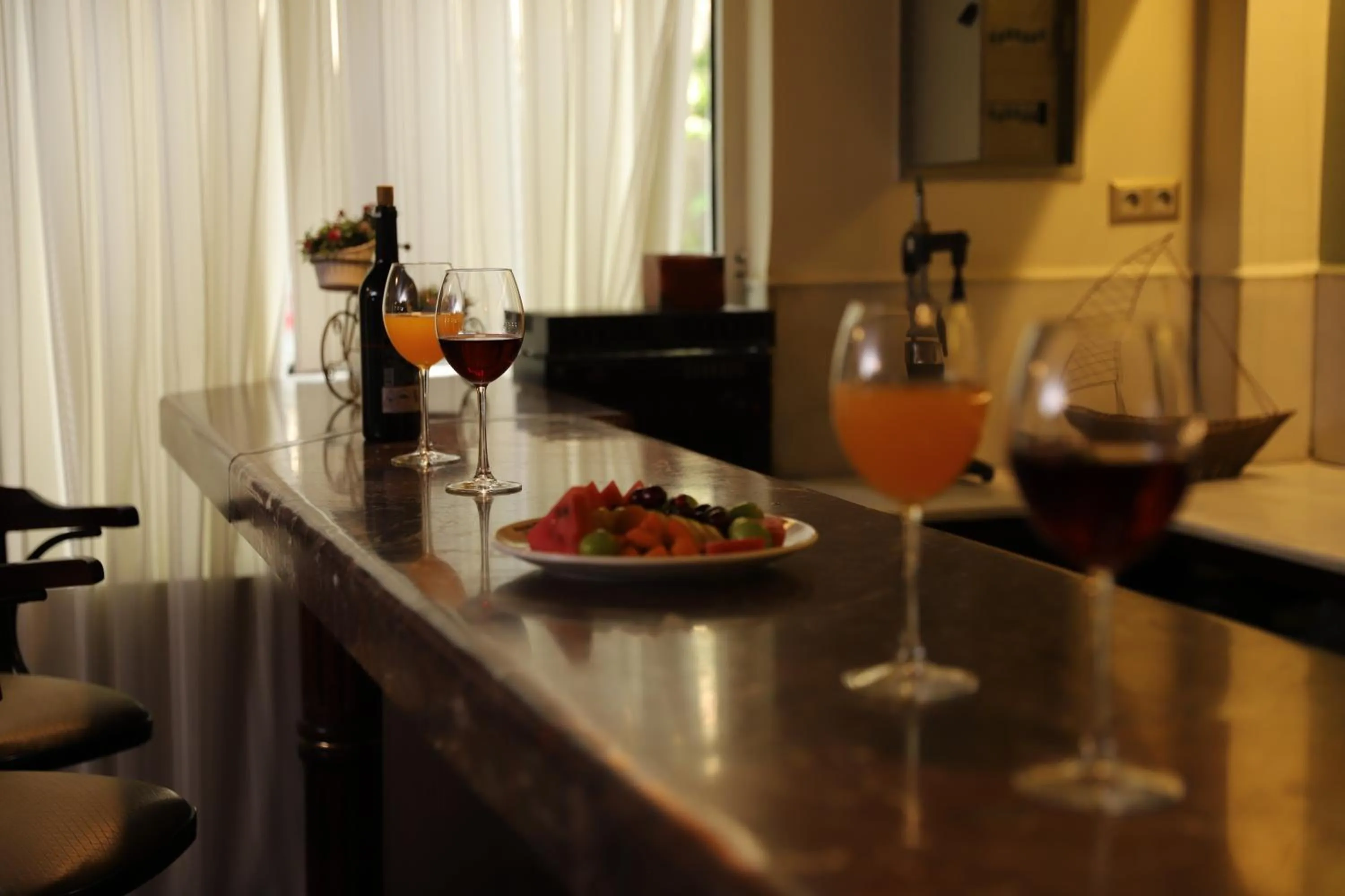 Restaurant/places to eat in Buldum Otel