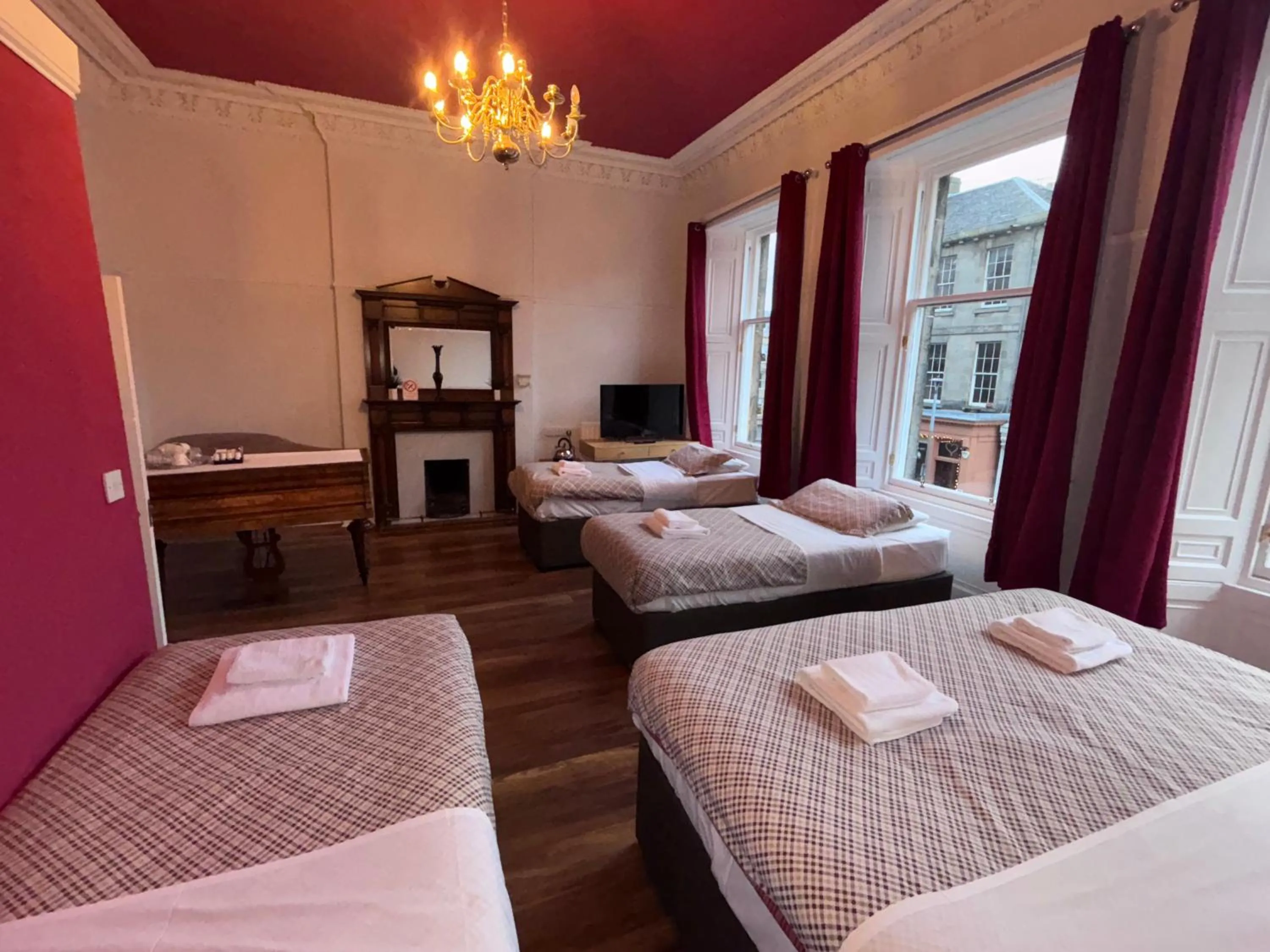 Bedroom, Bed in Regent House Hotel - City Centre Hotel