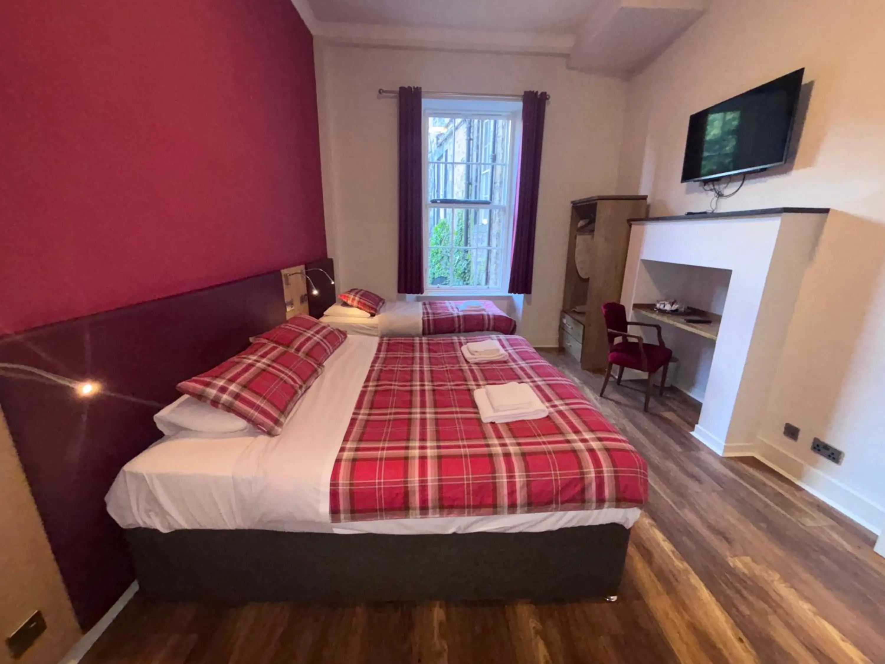 Bedroom, Bed in Regent House Hotel - City Centre Hotel