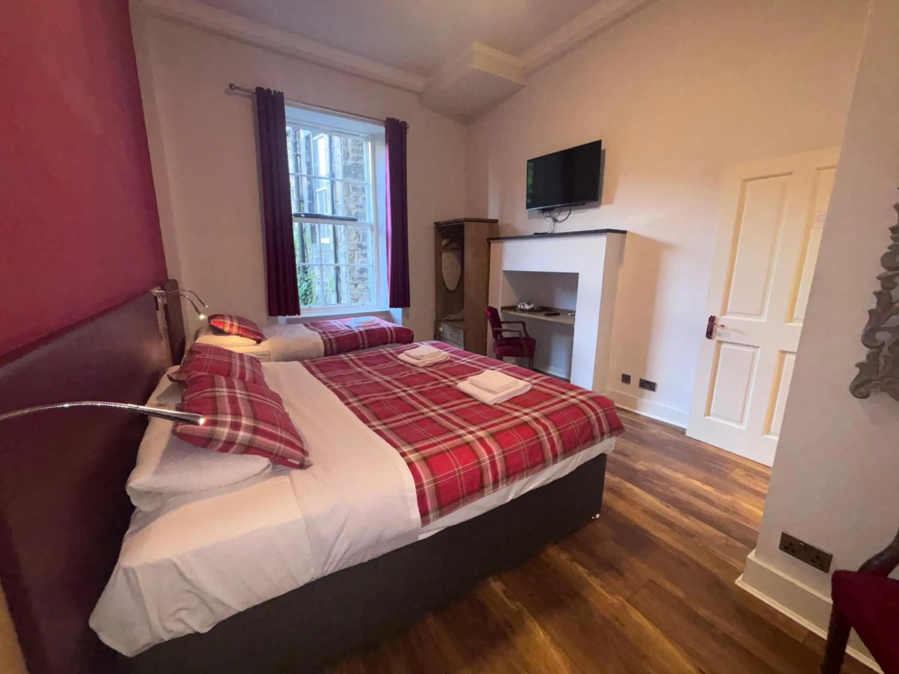 Bedroom, Bed in Regent House Hotel - City Centre Hotel