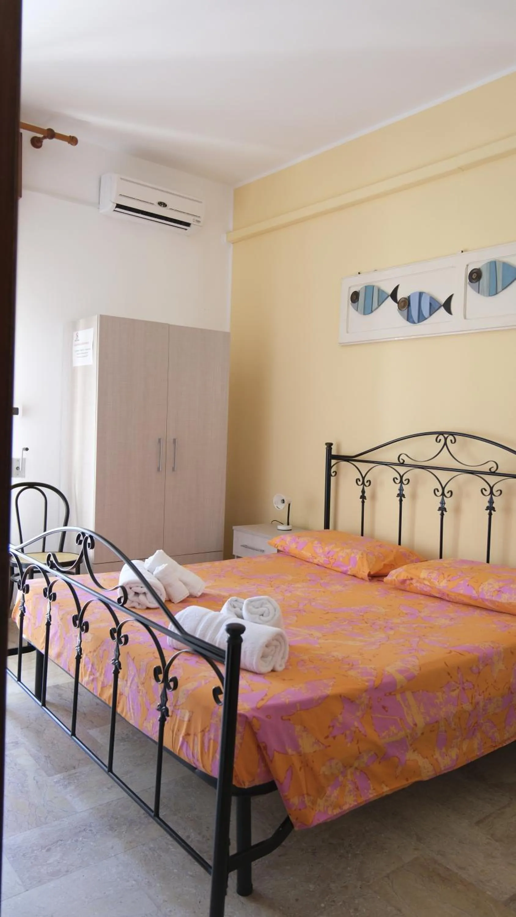 Bed in BB Gallipolis Terra