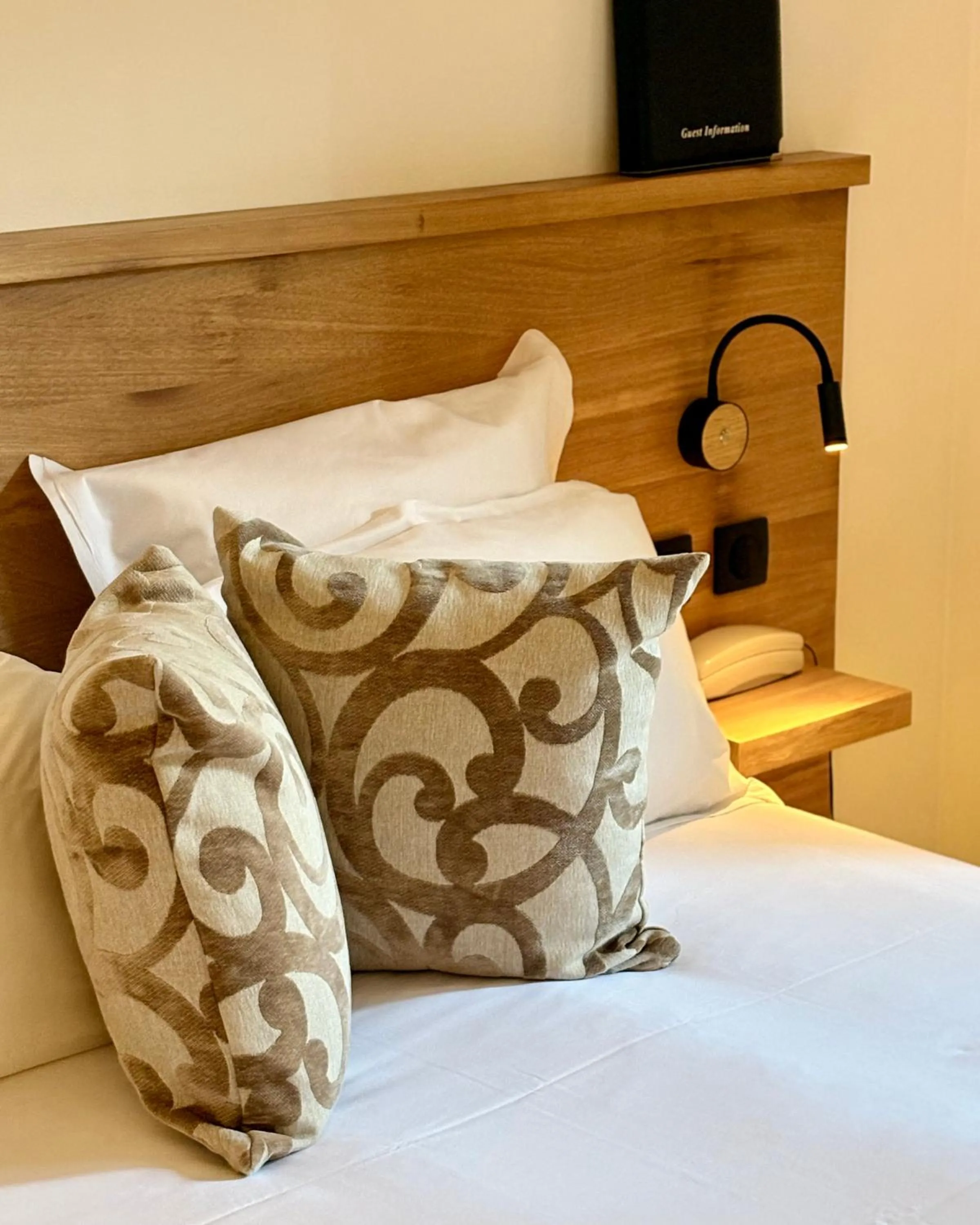 Bed in Hotel B Lodge