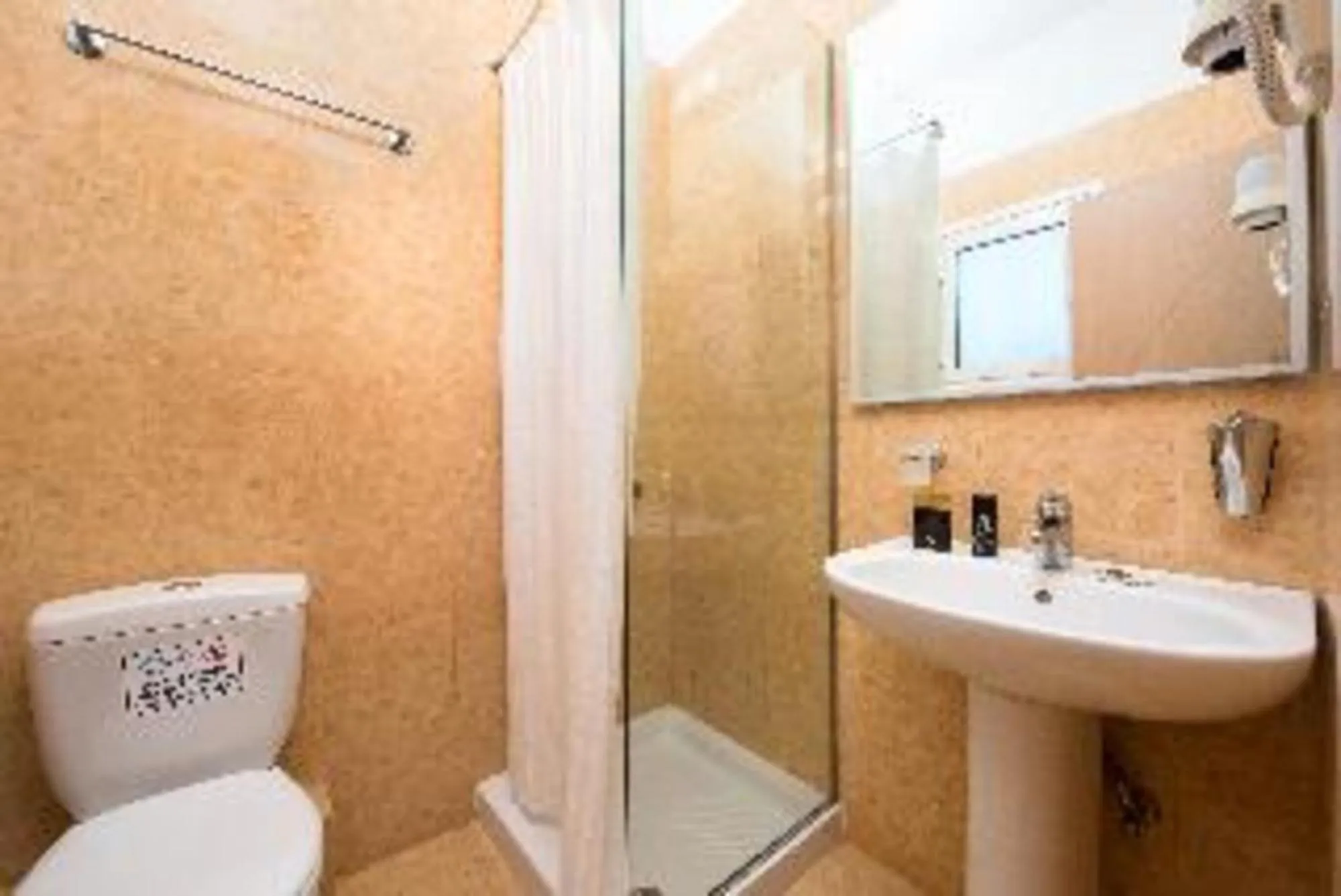 Bathroom in Kavos Plaza Hotel