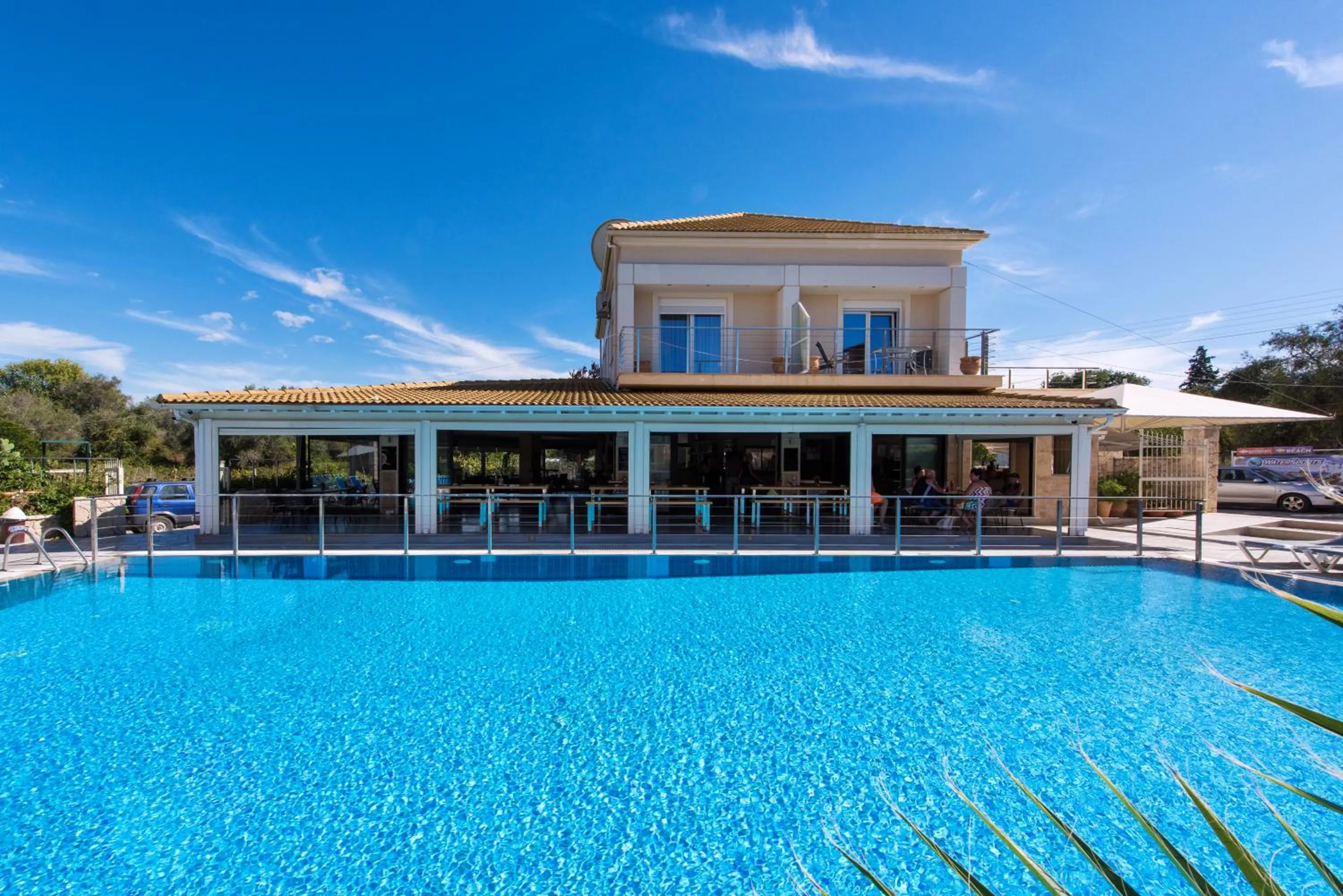 Restaurant/places to eat in Kavos Plaza Hotel