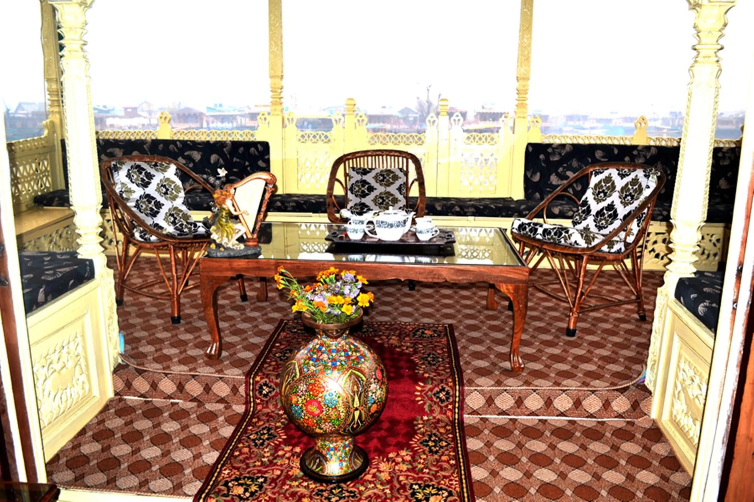 Balcony/Terrace in Swan Group of Houseboats, Golden Dal Lake