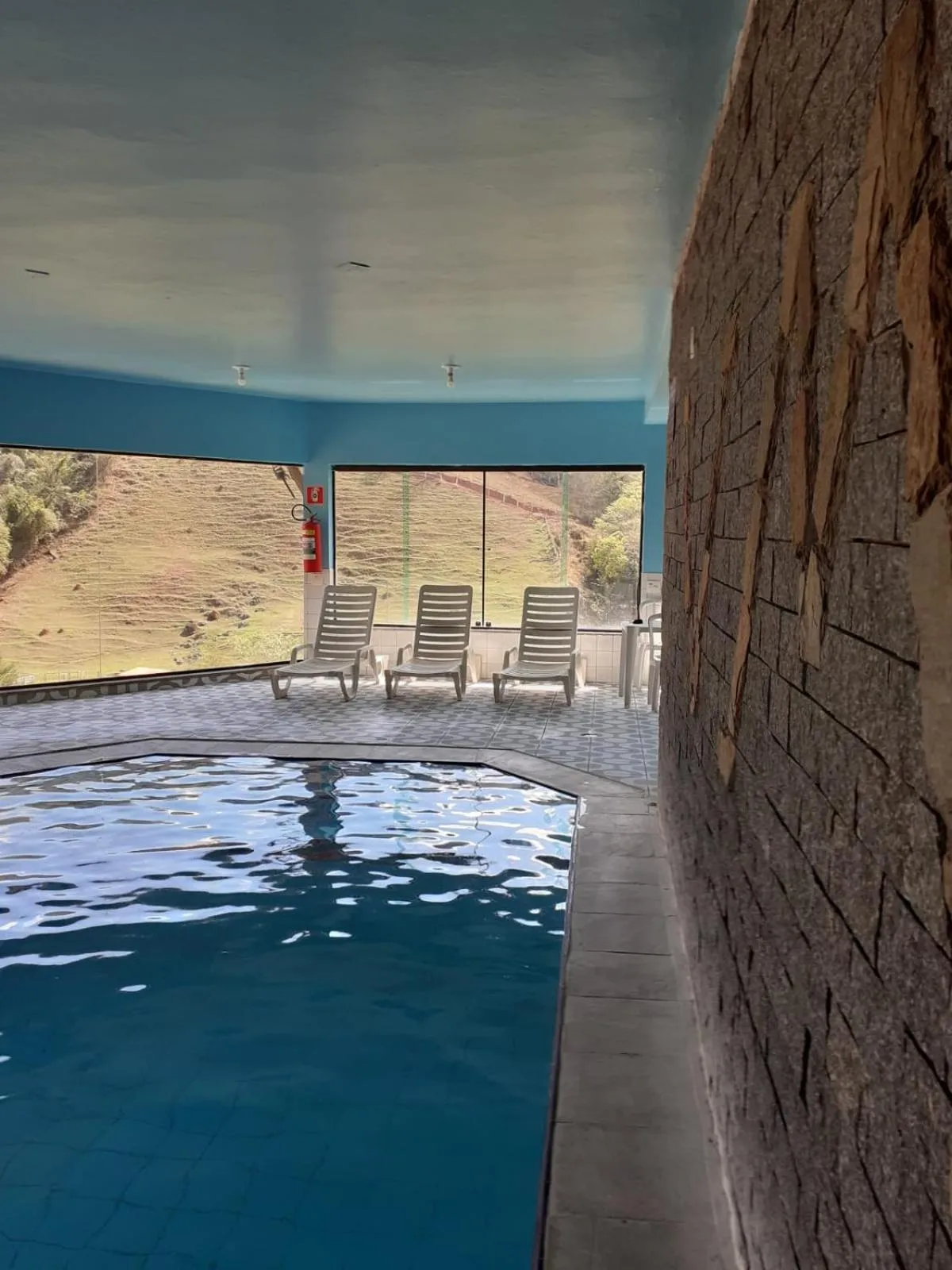 Swimming pool in Hotel Fazenda Village Montana