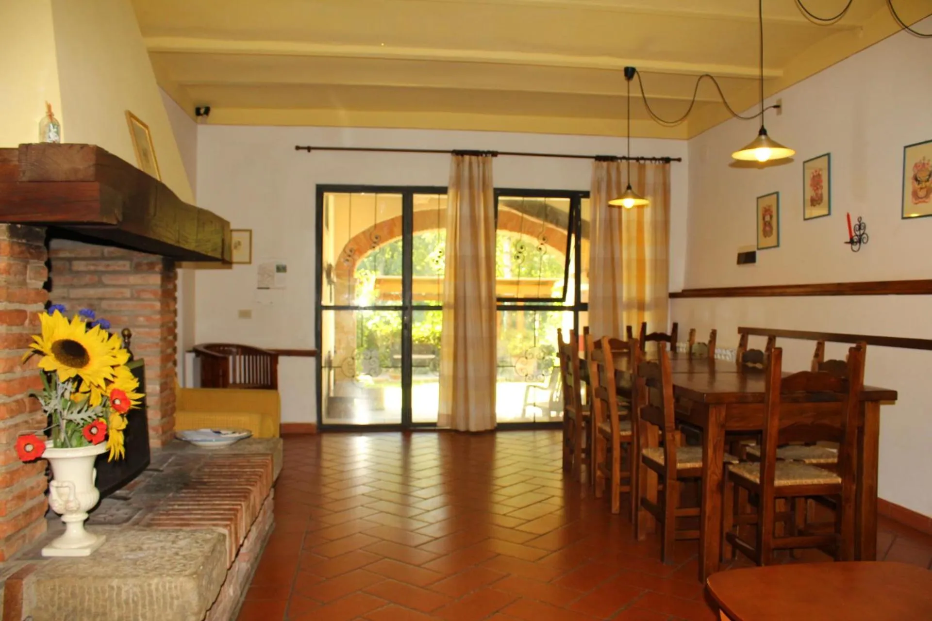 Communal lounge/ TV room in Il Casolare