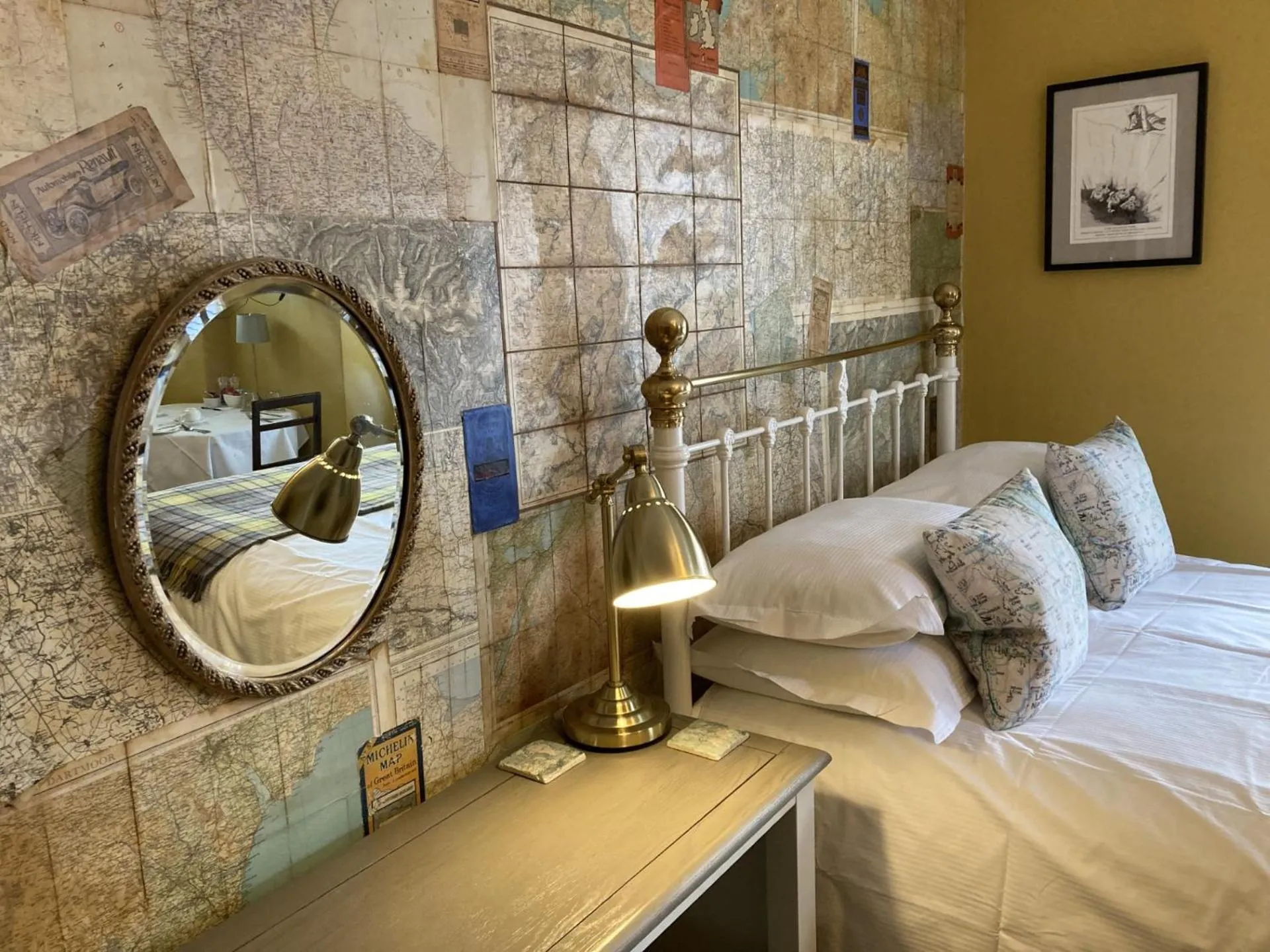 Bed in Rum Doodle, Windermere B&B