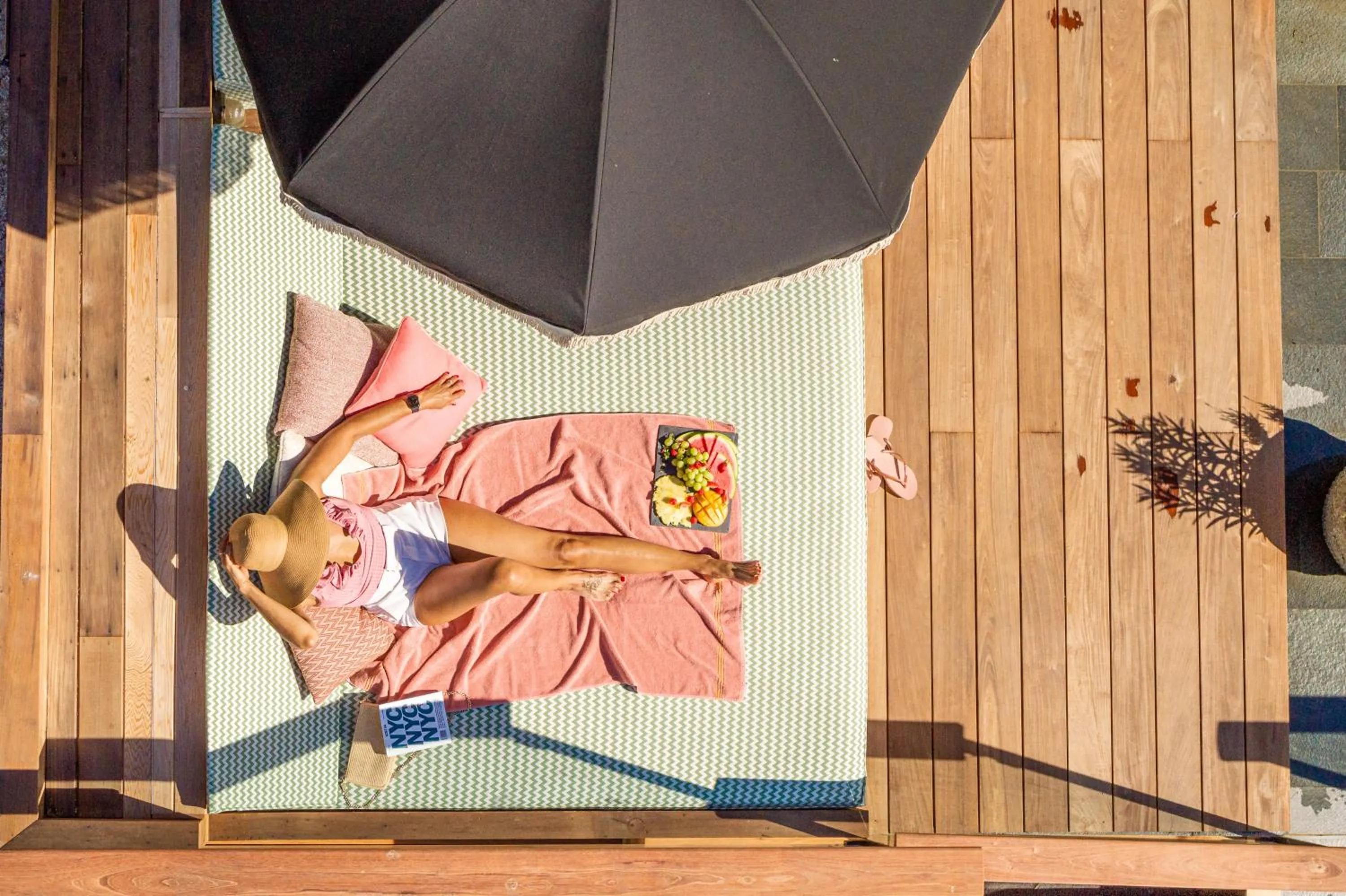 Day in Ellery Beach House