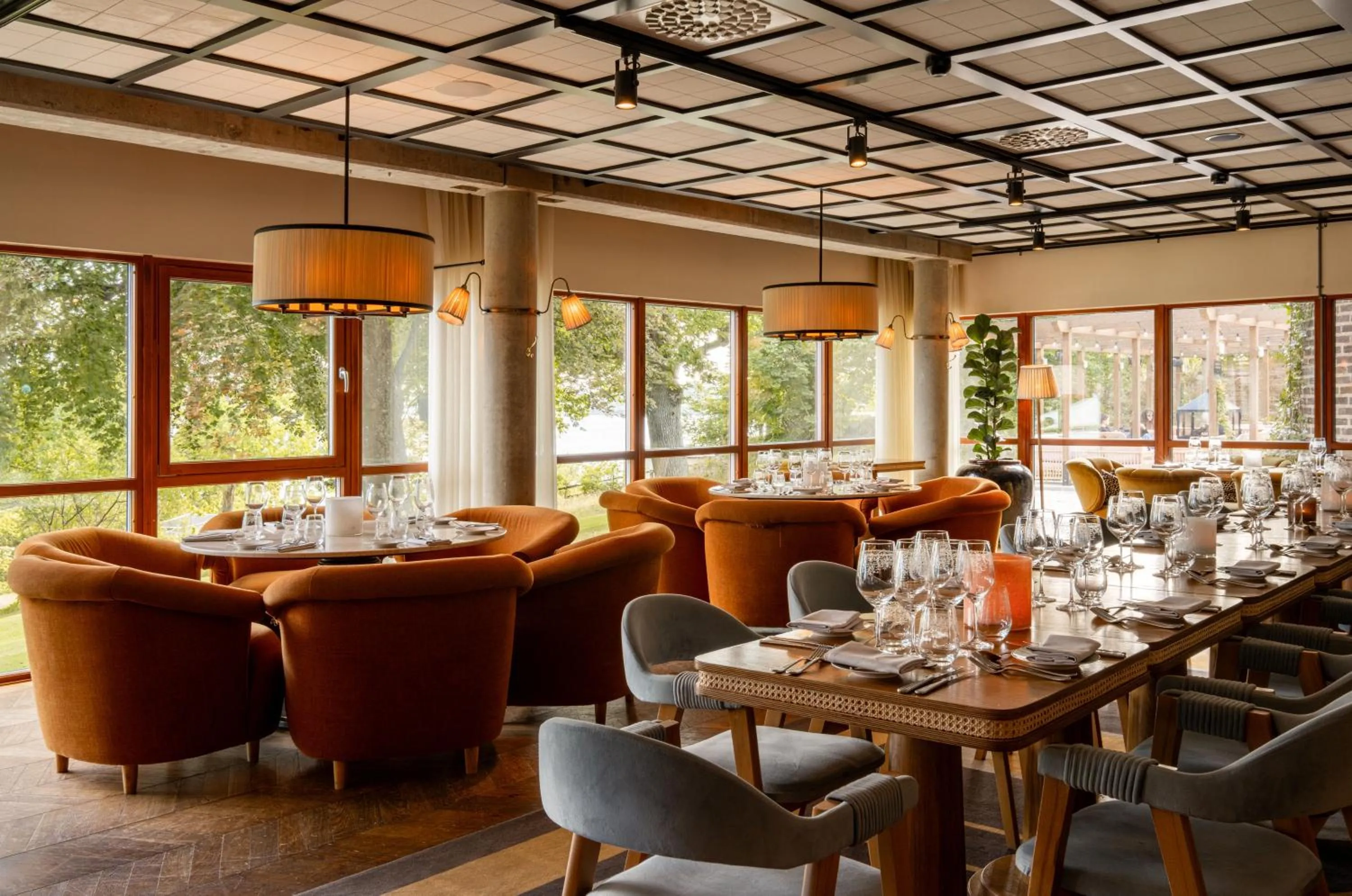 Restaurant/places to eat in Ellery Beach House