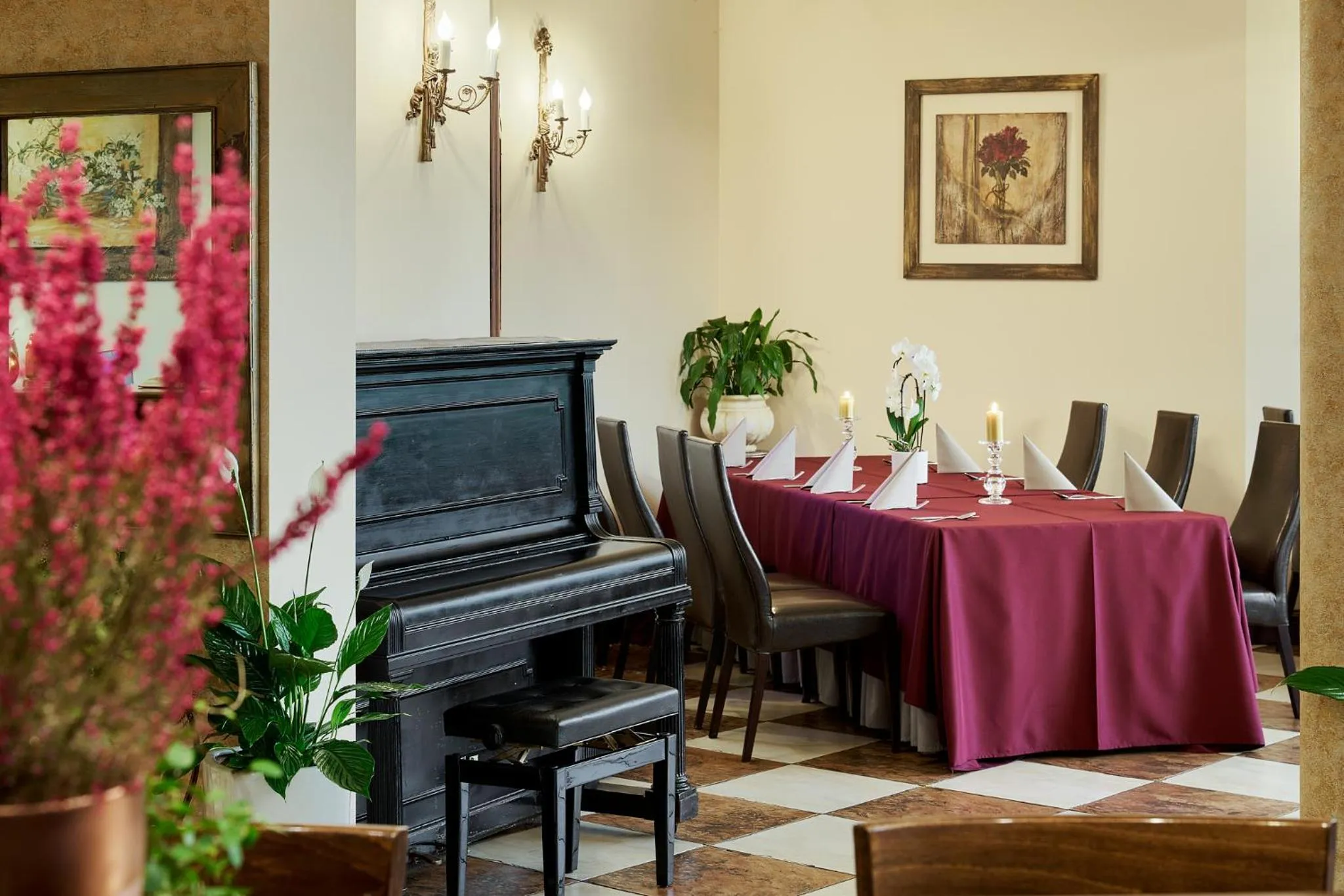 Restaurant/places to eat in Hotel Jaśmin