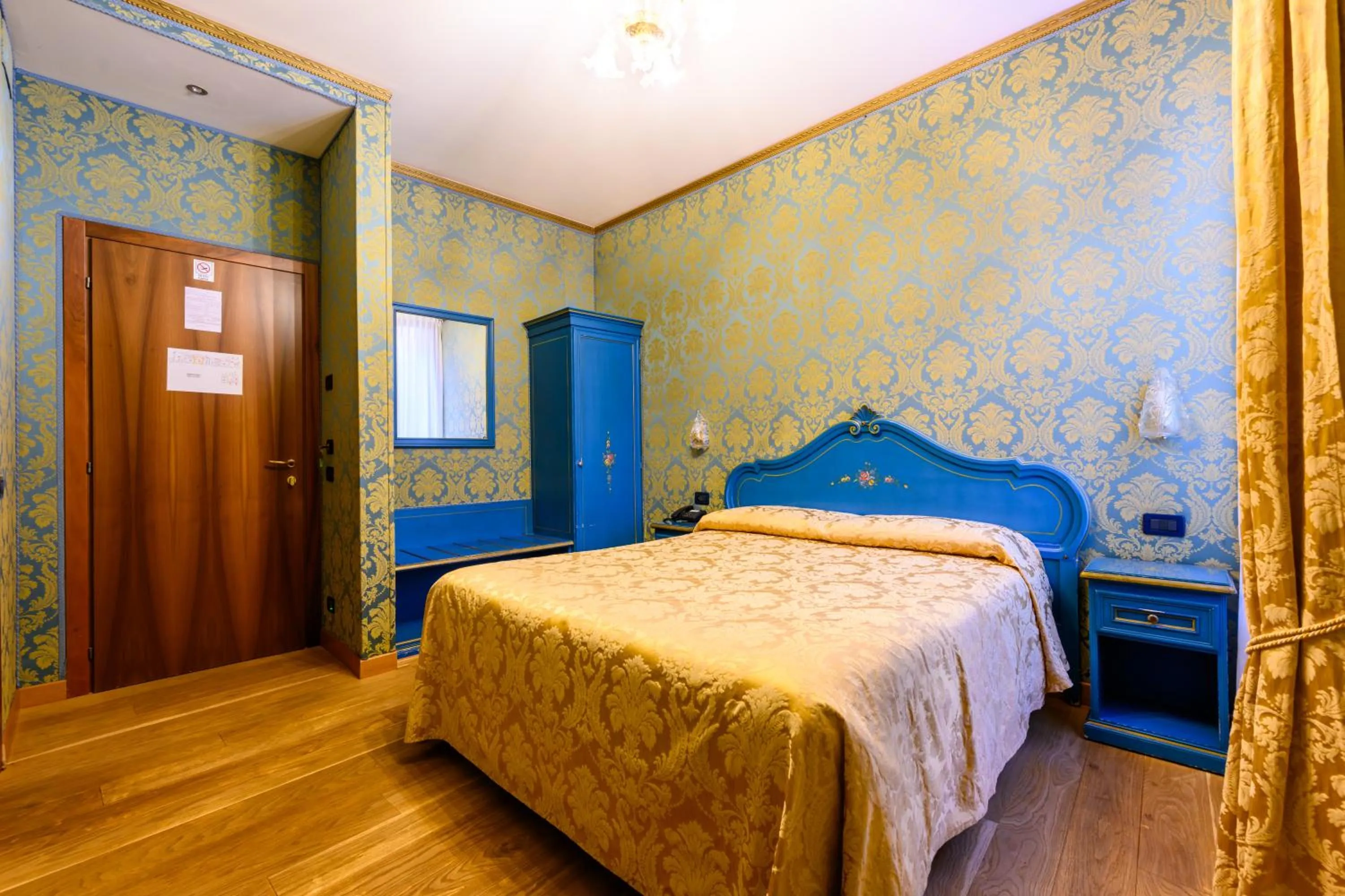 Bed in Residenza Ca' San Marco