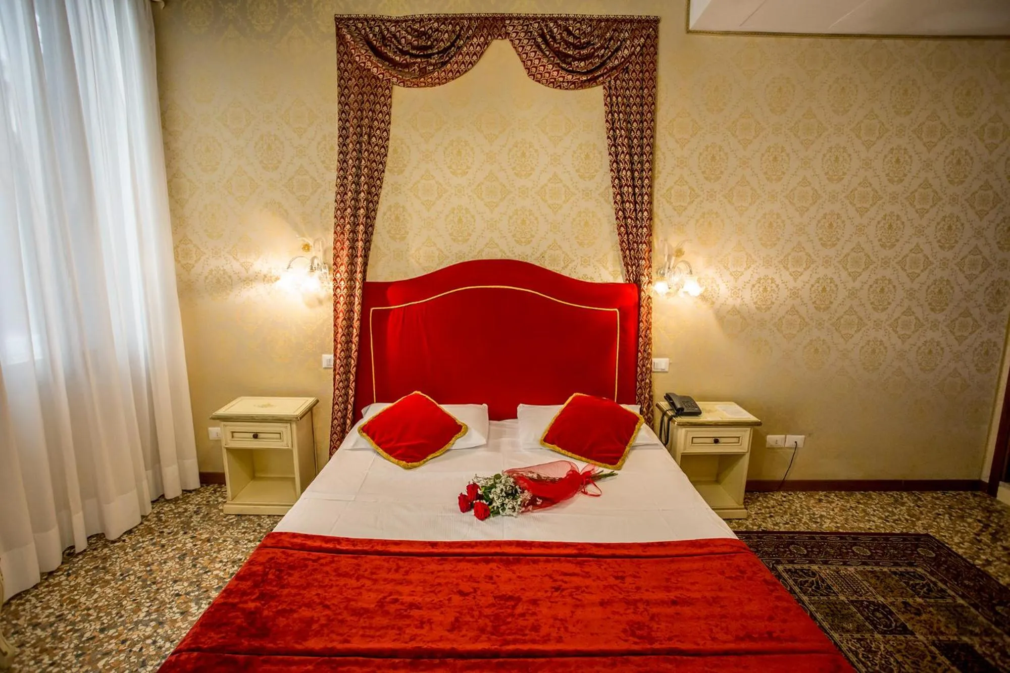 Photo of the whole room, Bed in Residenza La Campana