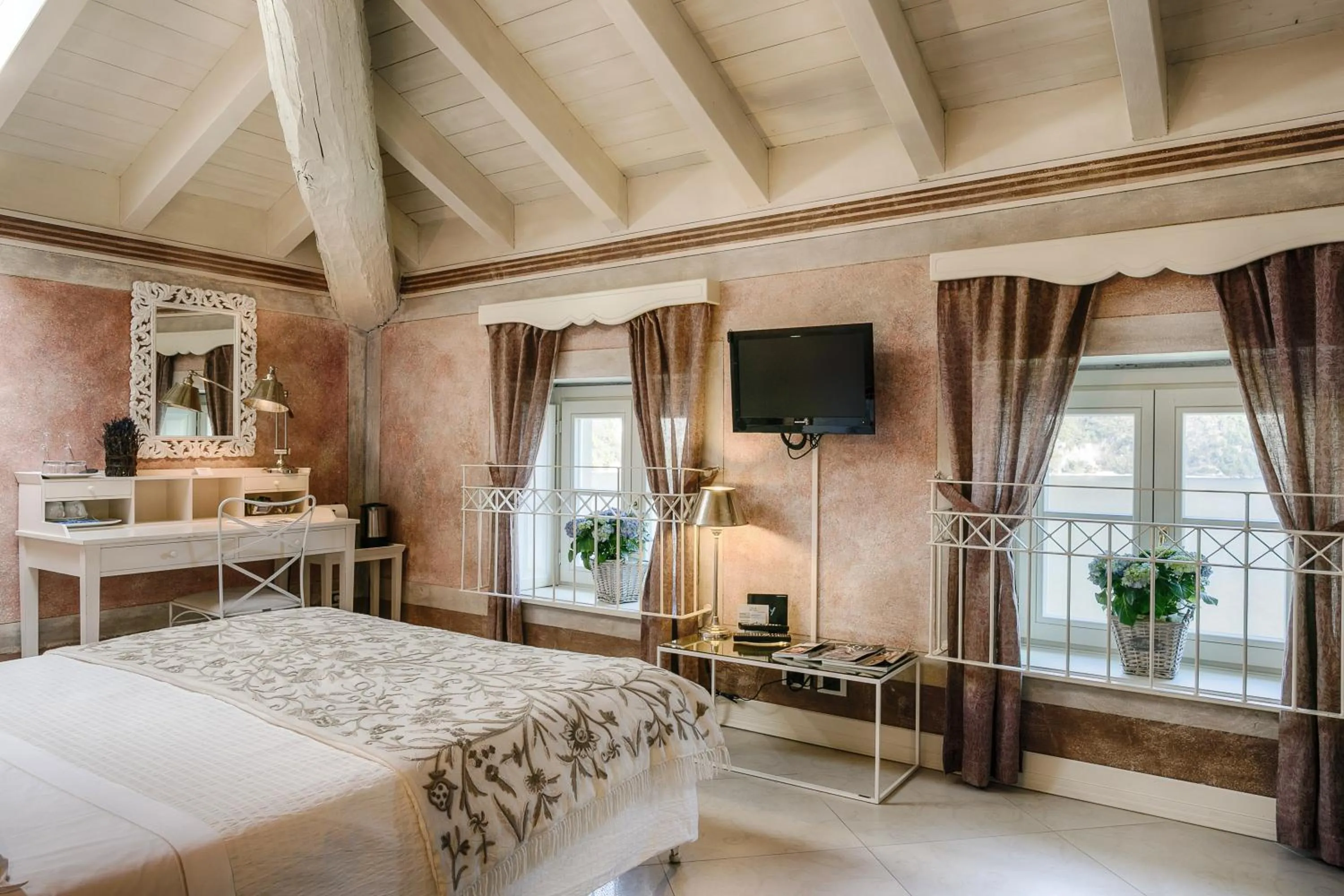Photo of the whole room, Bed in Relais Villa Vittoria