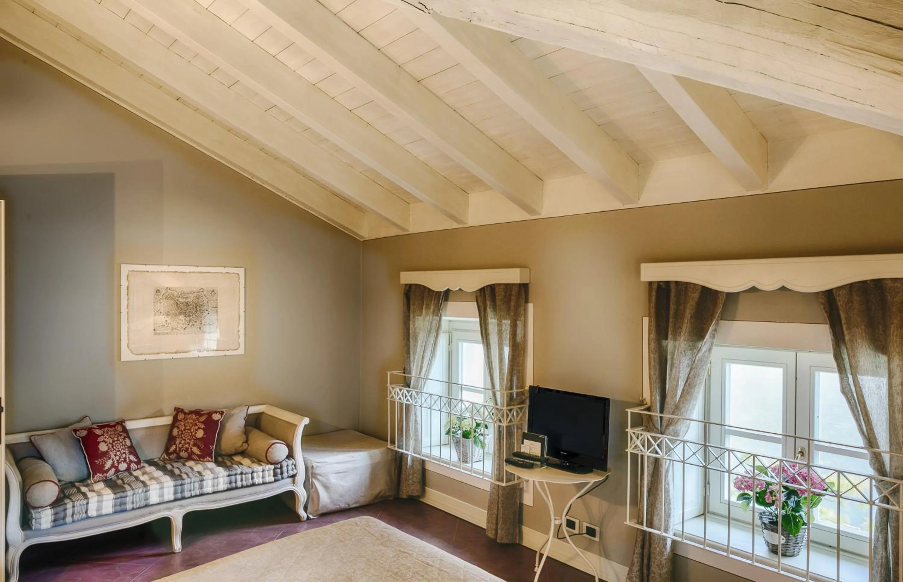 Decorative detail, Bed in Relais Villa Vittoria