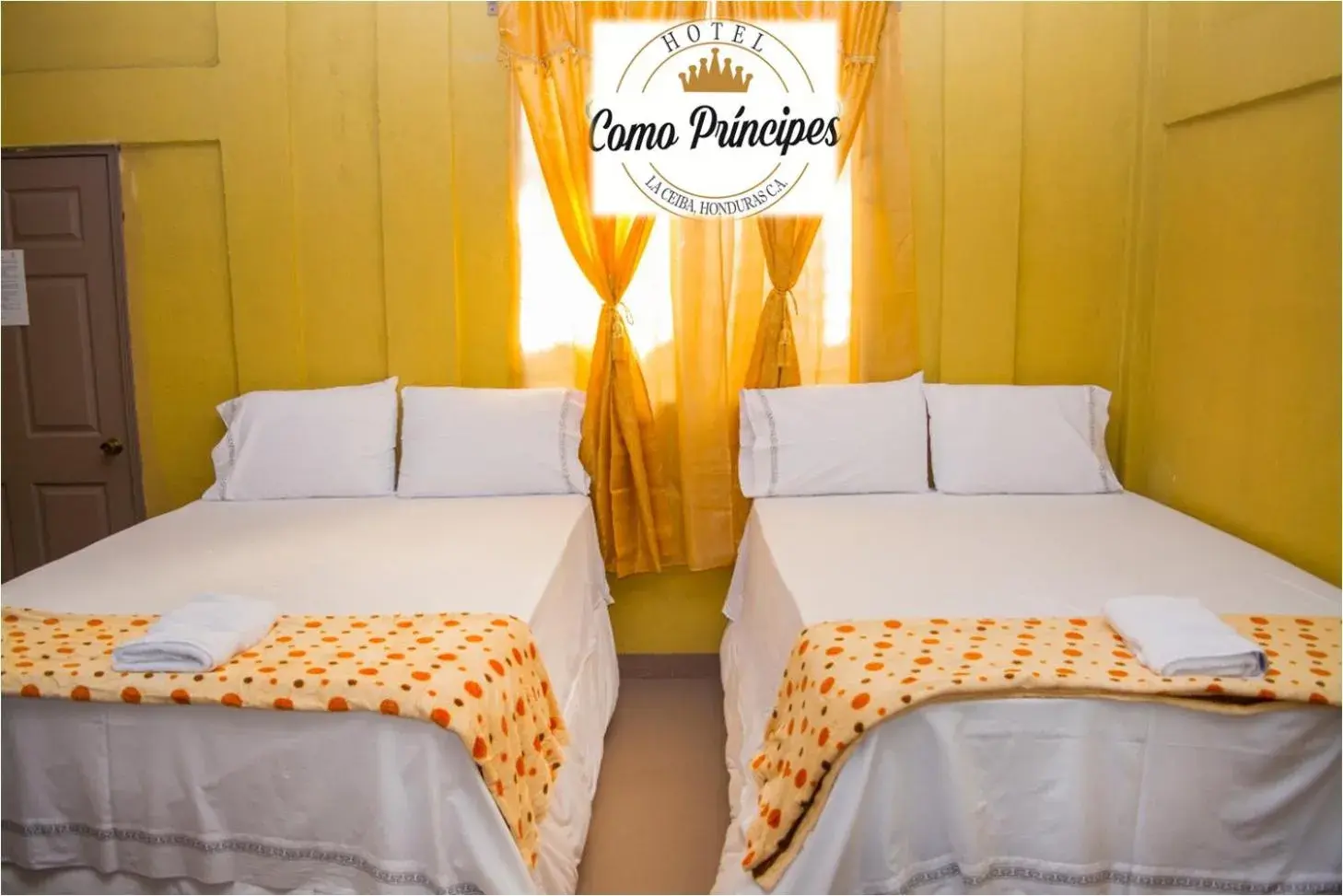 Deluxe Twin Room in Hotel Como Principes Deluxe Twin Room in Hotel Como Principes