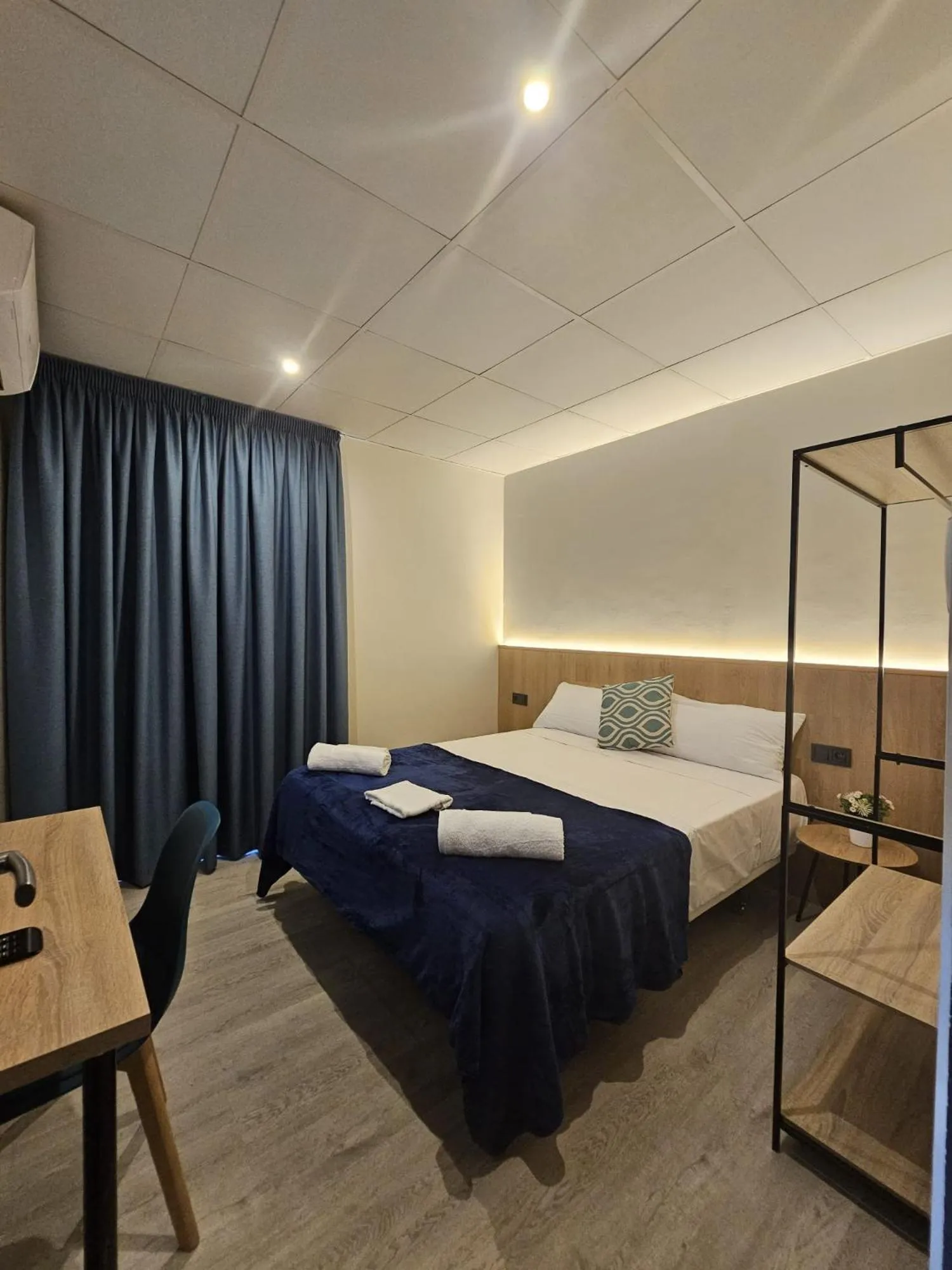 Bed in Hotel Mar i Sol