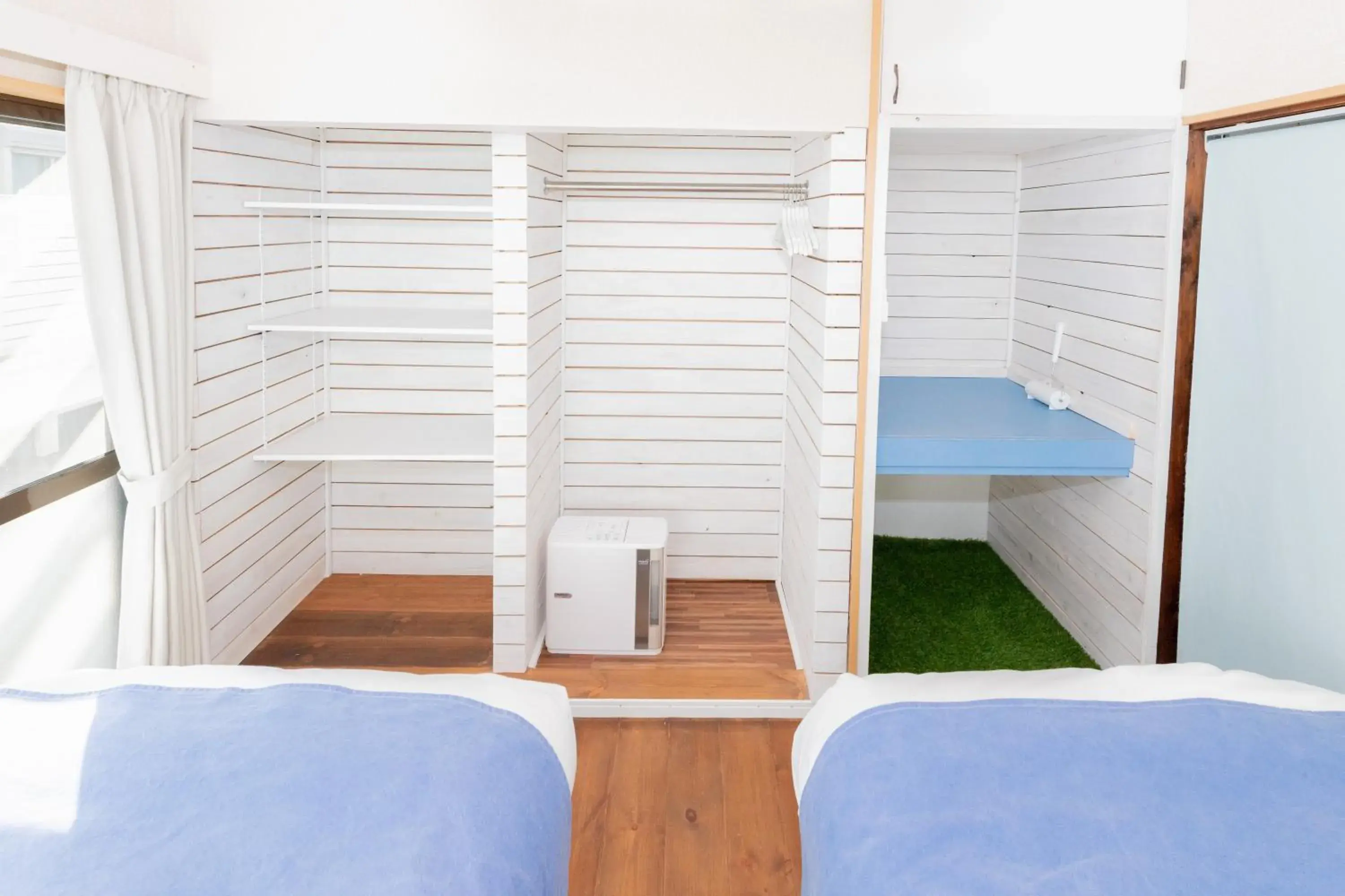 Bed in Blue Lagoon Bed in Blue Lagoon