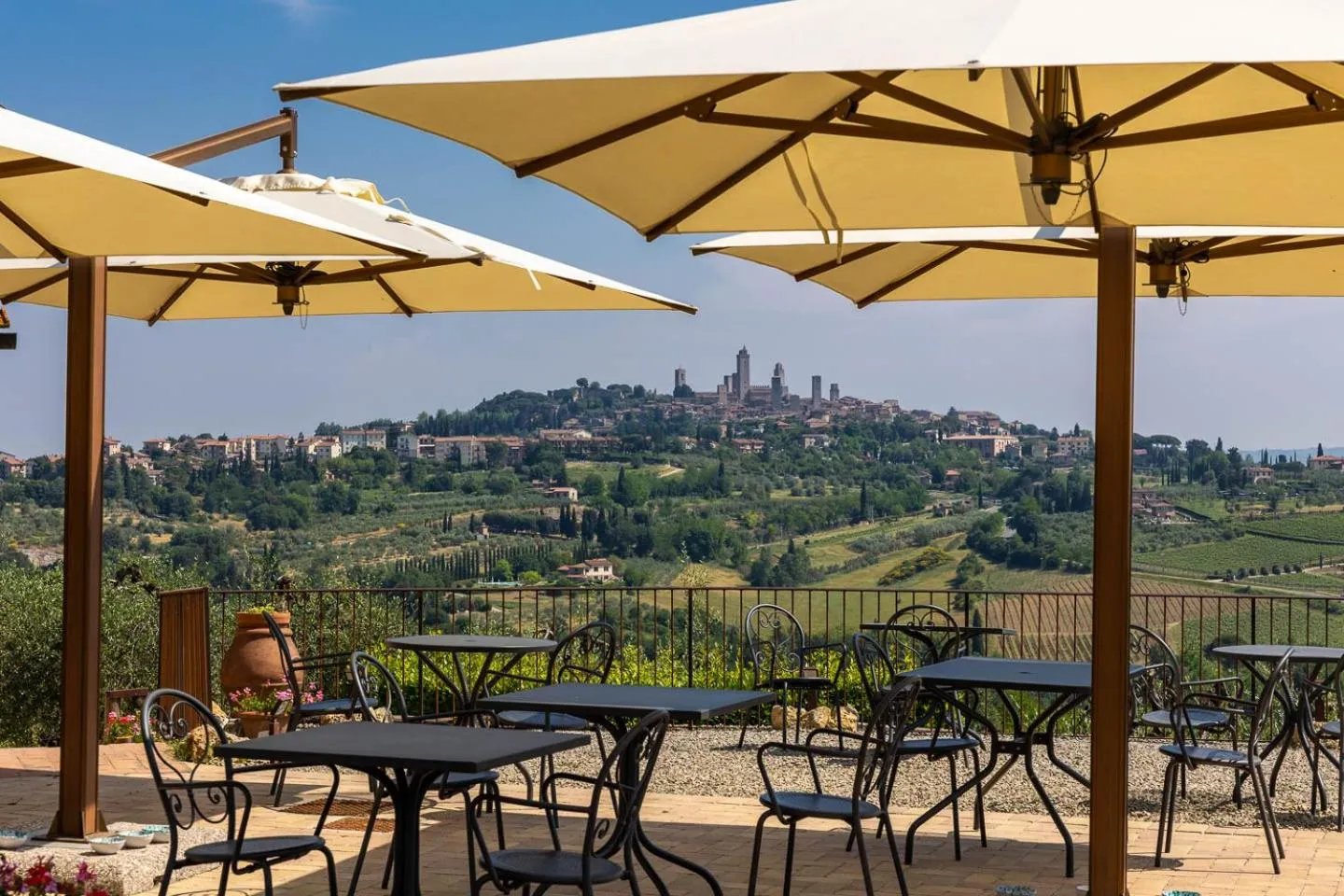 Balcony/Terrace in Agriturismo Il Casolare Di Bucciano