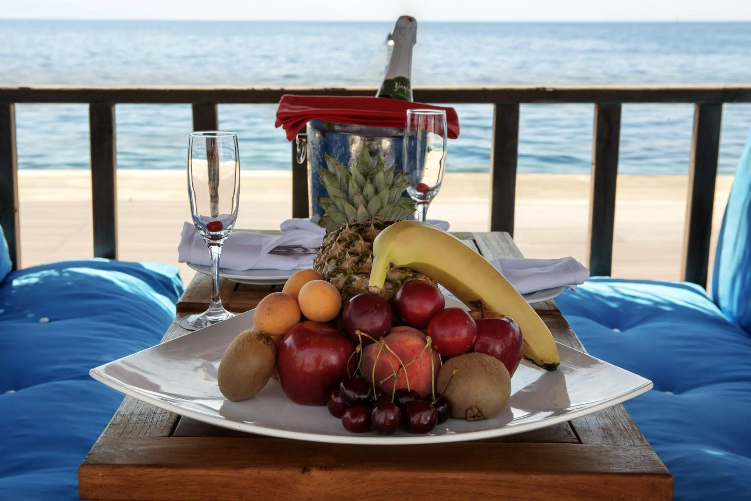 Lounge or bar in Le Bleu Hotel & Resort Kusadasi