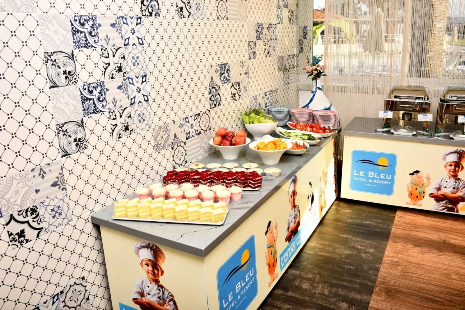 Restaurant/places to eat in Le Bleu Hotel & Resort Kusadasi