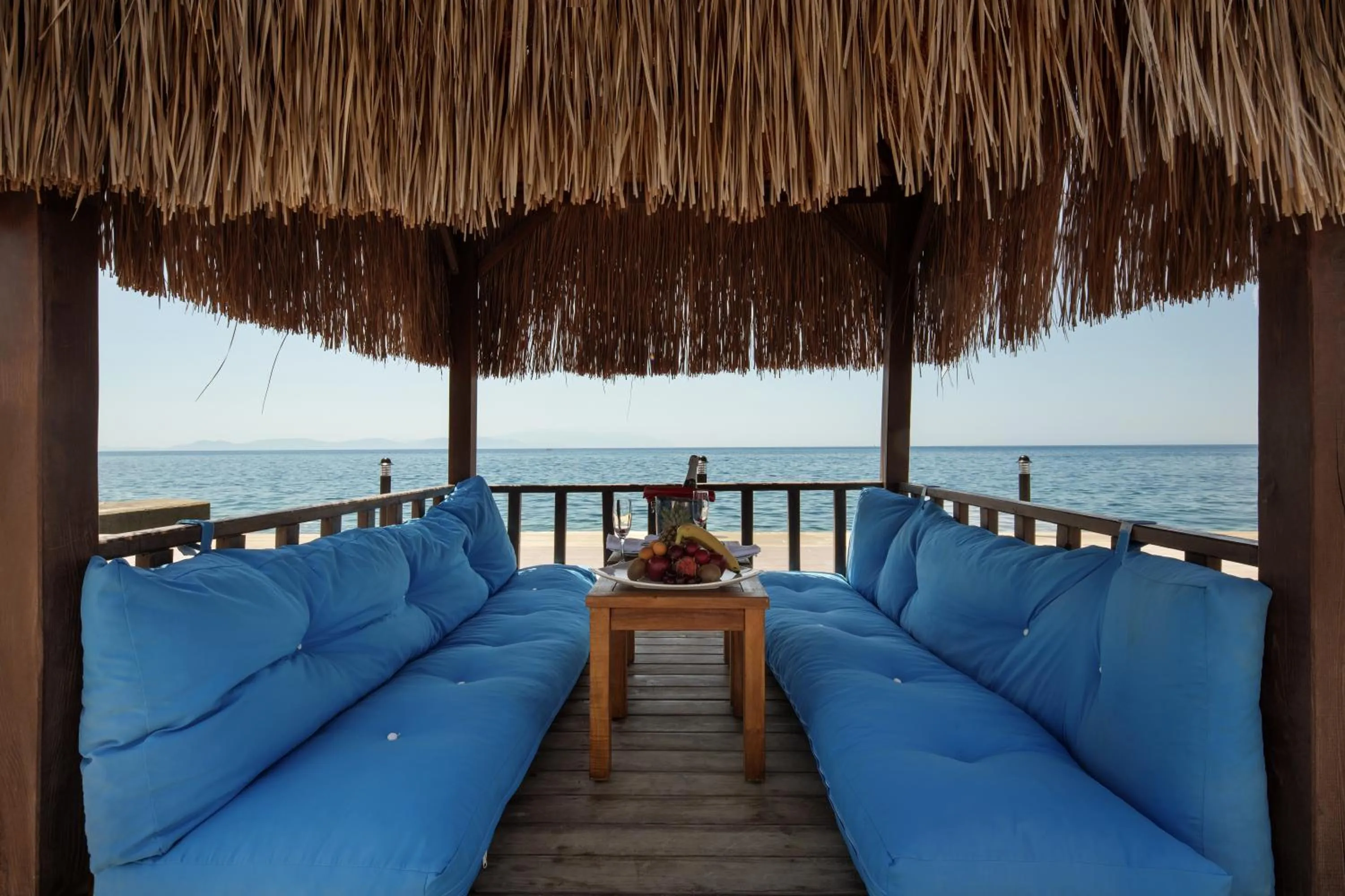 Lounge or bar in Le Bleu Hotel & Resort Kusadasi