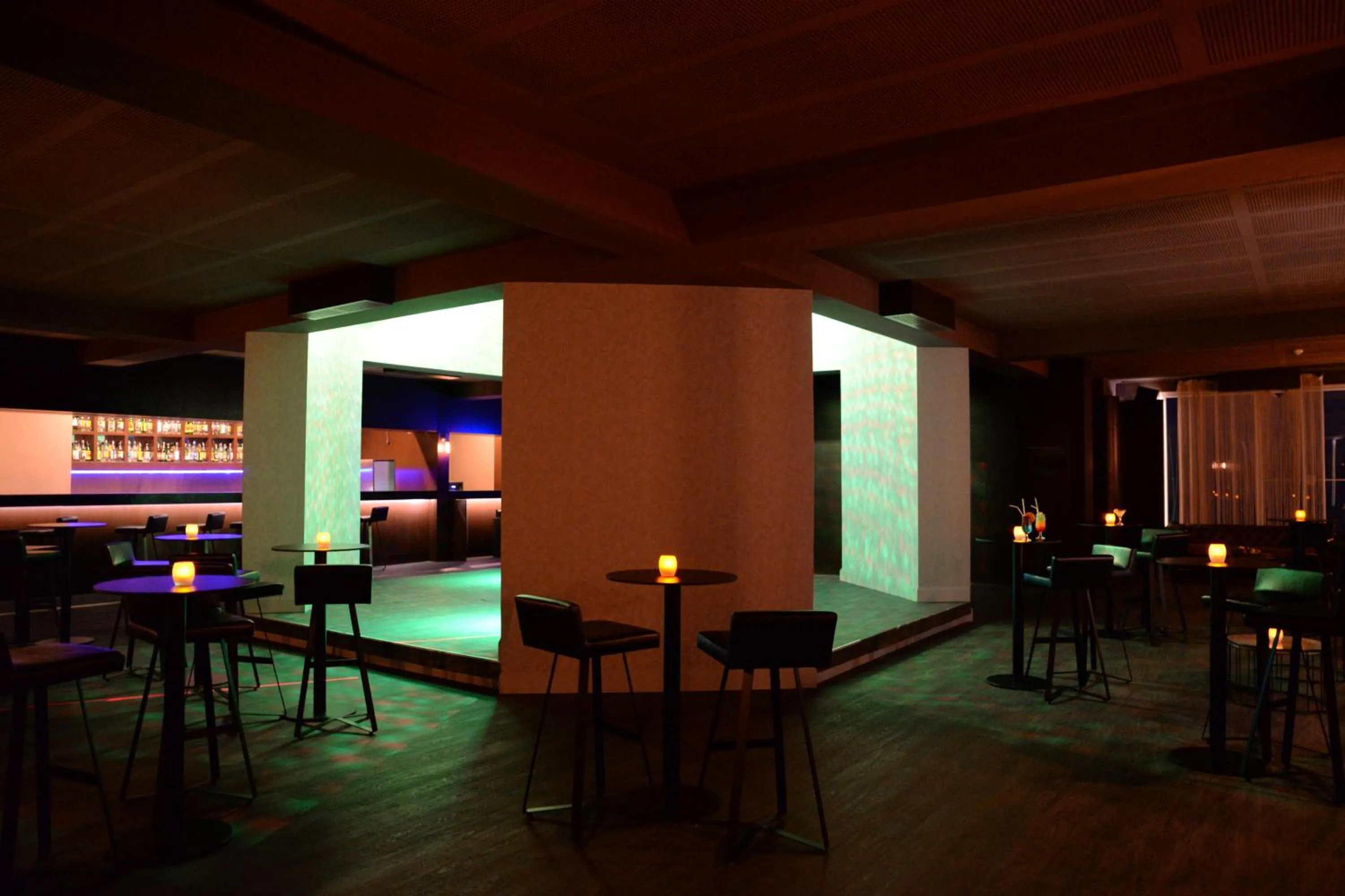 Evening entertainment in Le Bleu Hotel & Resort Kusadasi