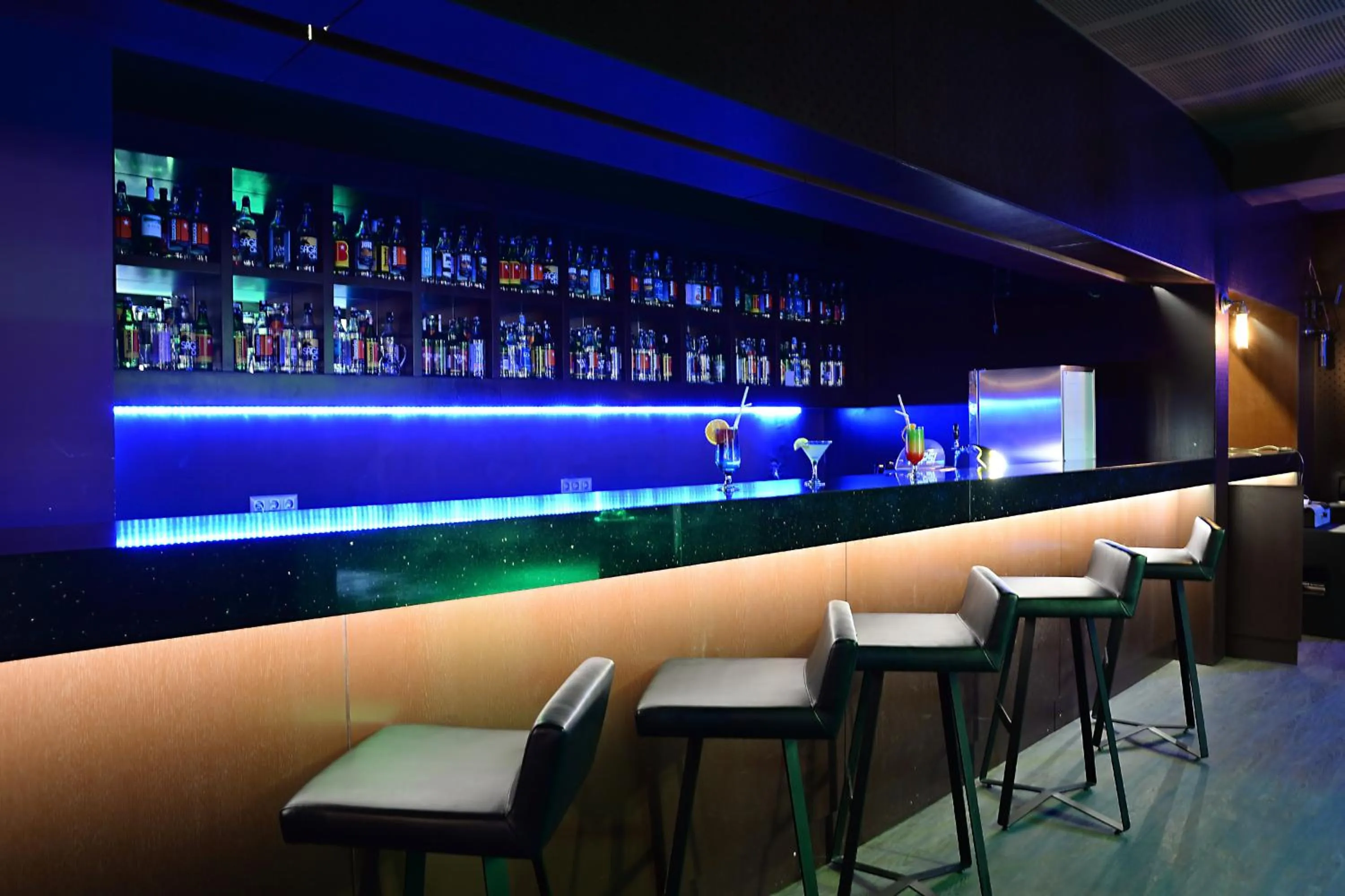 Evening entertainment in Le Bleu Hotel & Resort Kusadasi