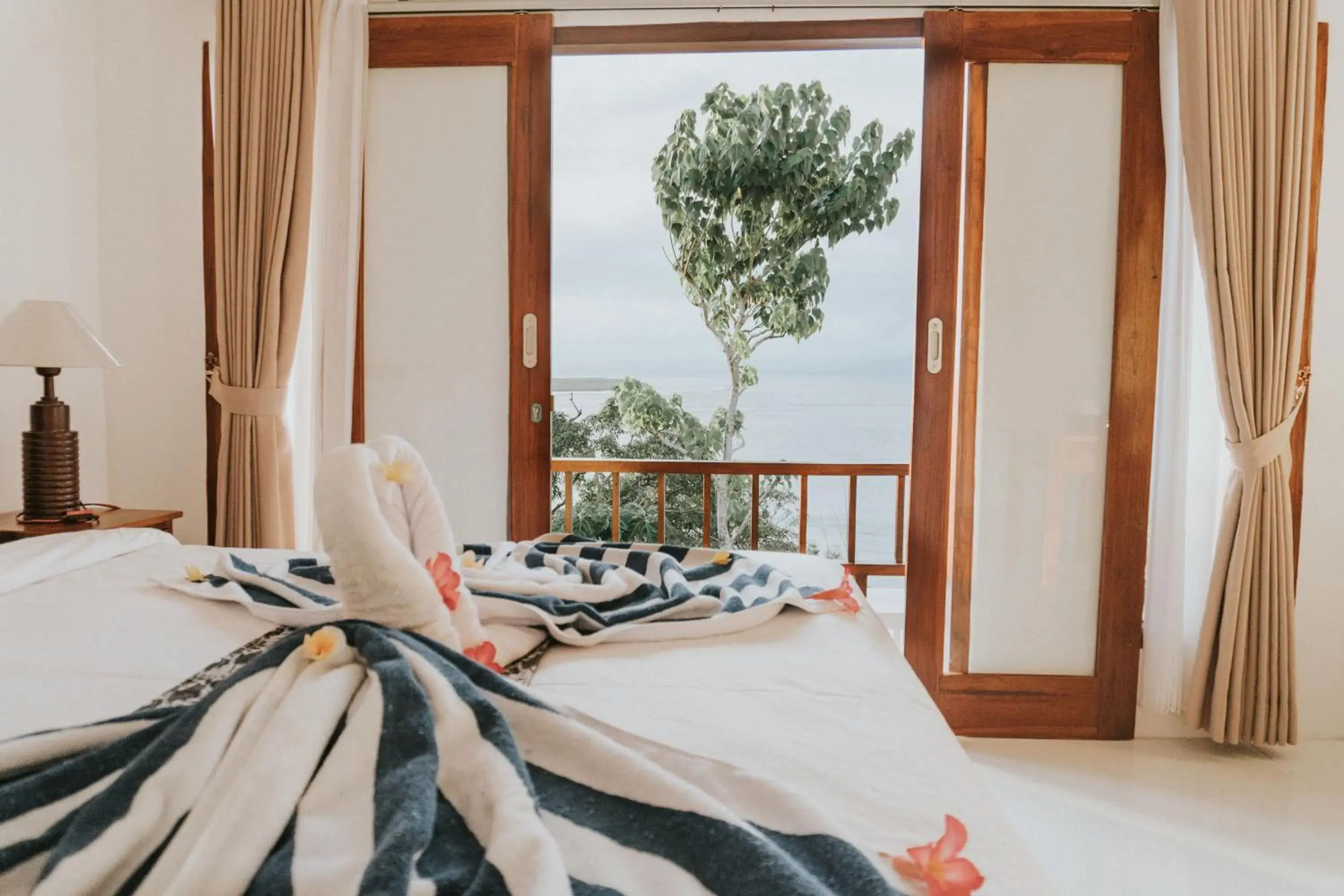 Bungalow with Ocean View in Prasi Sunset Bungalows Bungalow with Ocean View in Prasi Sunset Bungalows