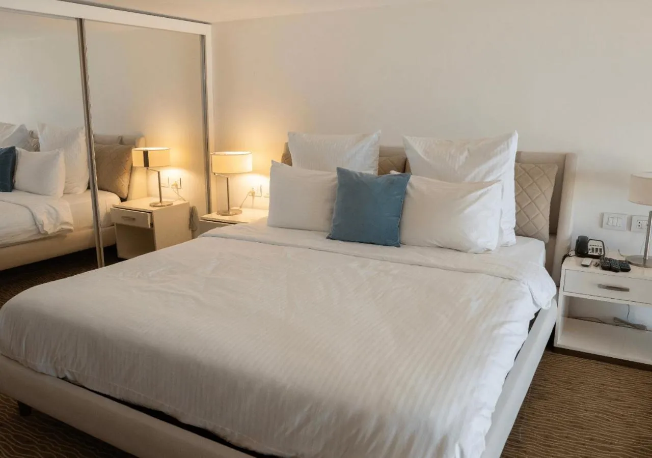 Bed in Lancaster Eden Bay