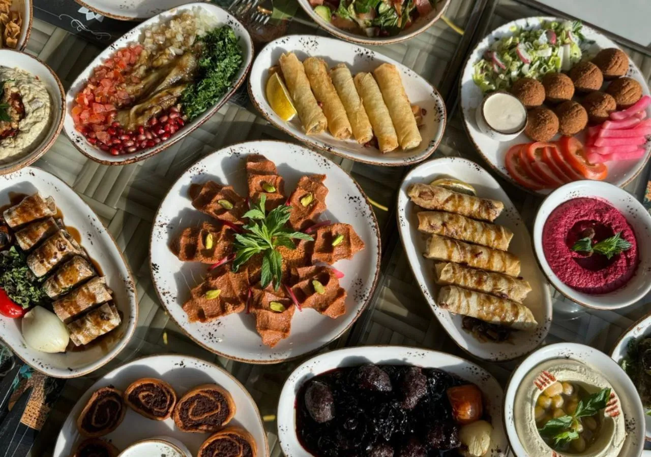 Restaurant/places to eat in Lancaster Eden Bay