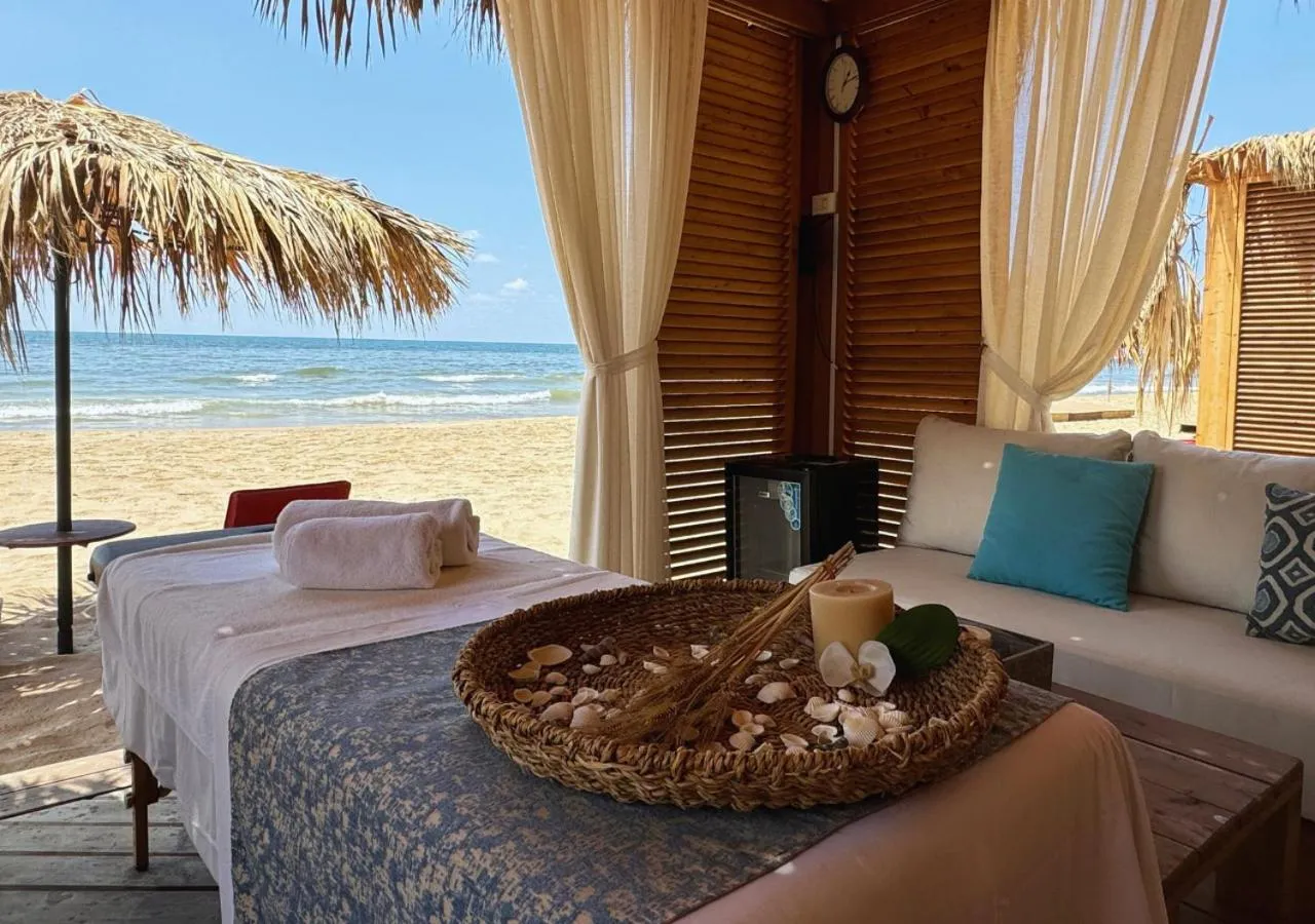 Beach in Lancaster Eden Bay