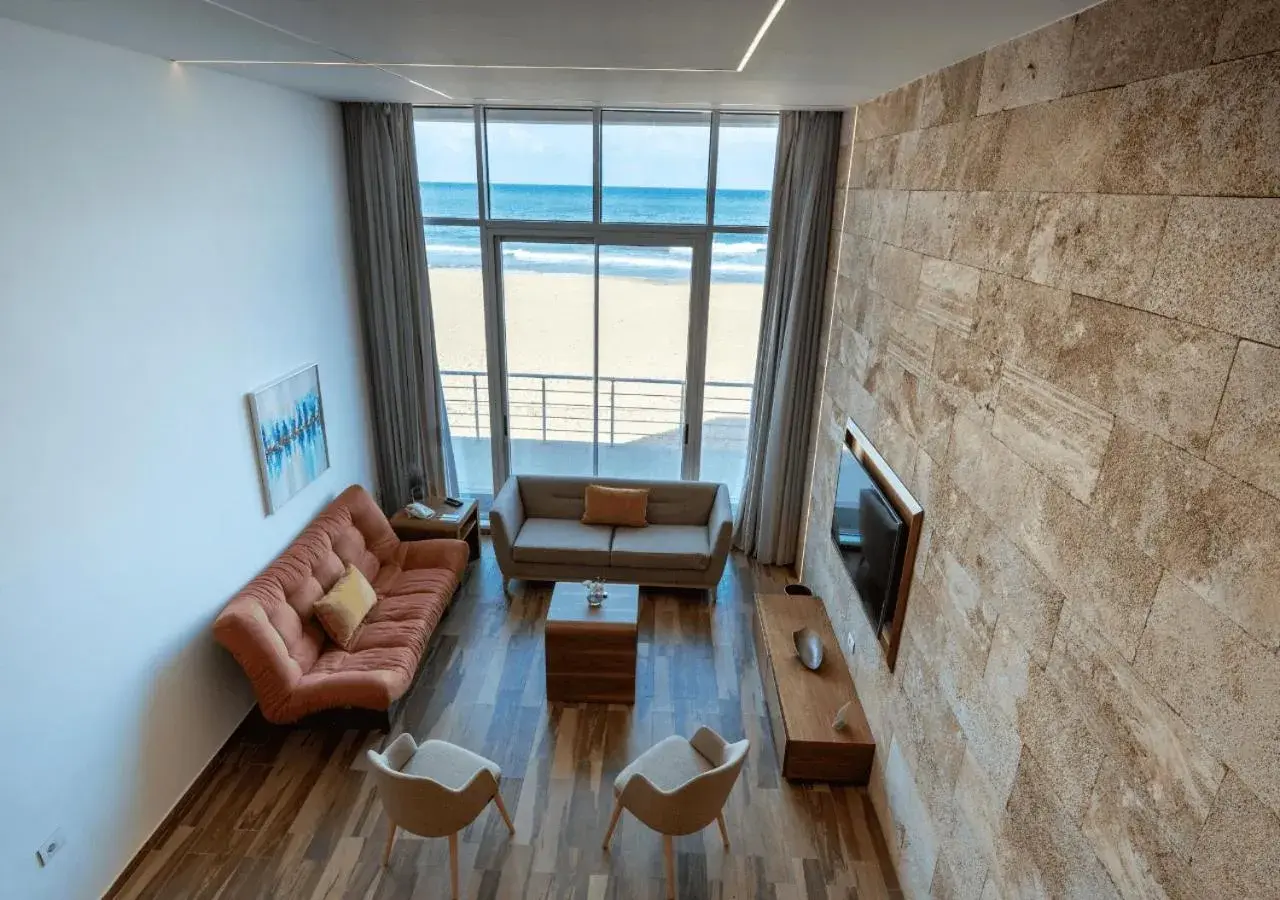 Living room in Lancaster Eden Bay Living room in Lancaster Eden Bay