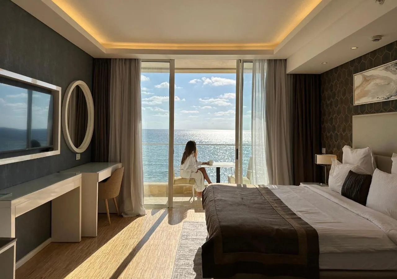 Bedroom, Bed in Lancaster Eden Bay