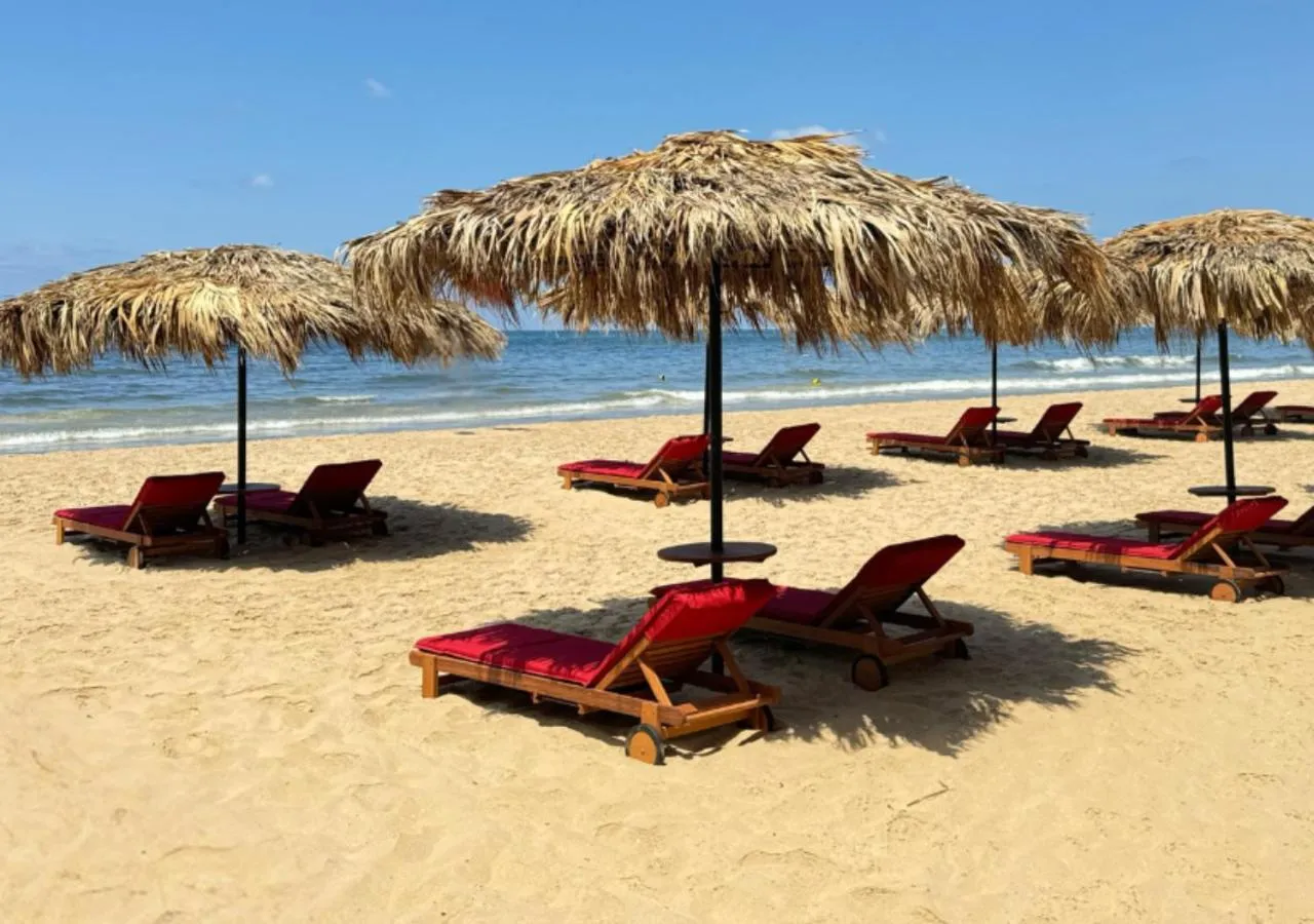Beach in Lancaster Eden Bay