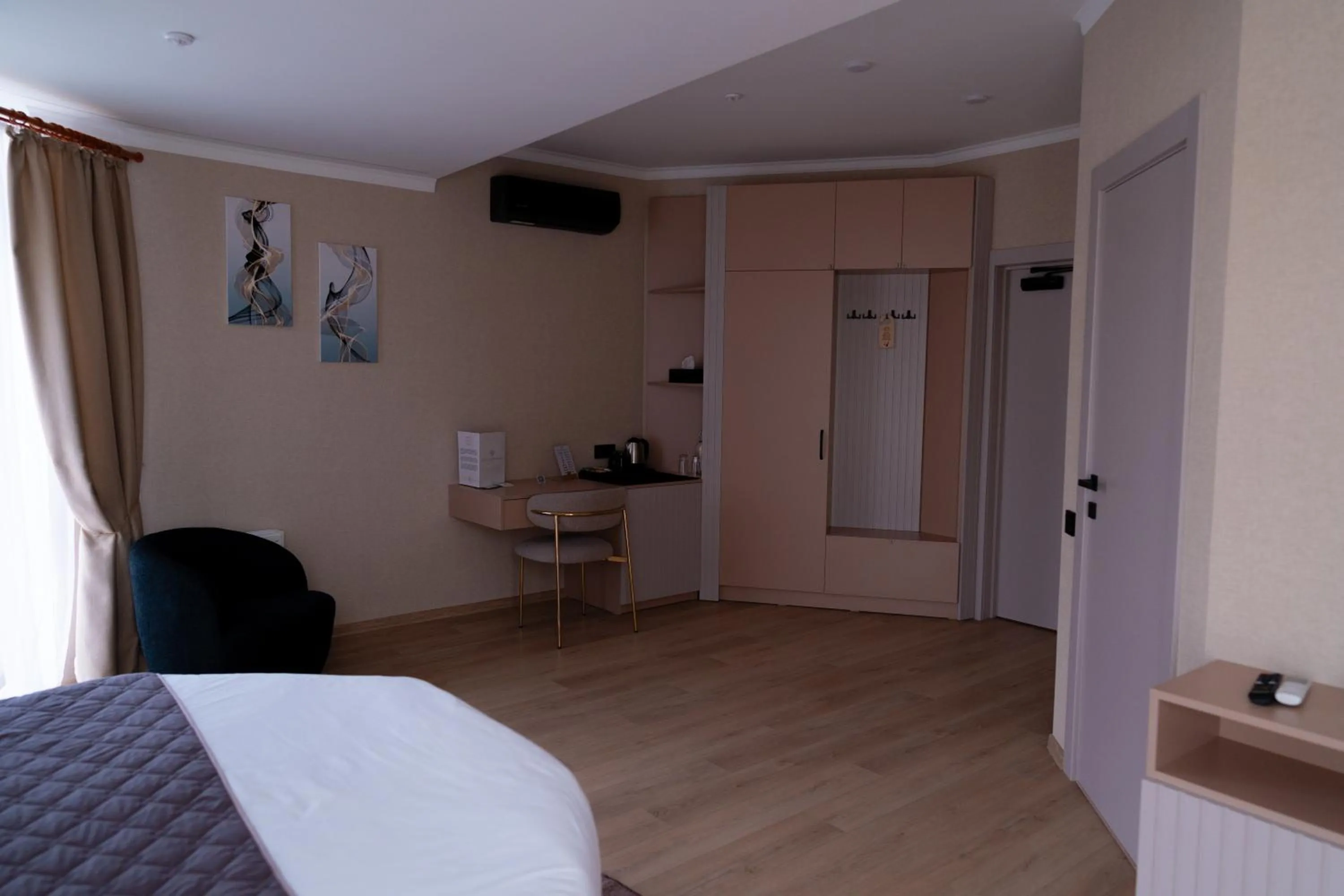 Bed in Hotel Palace Ukraine