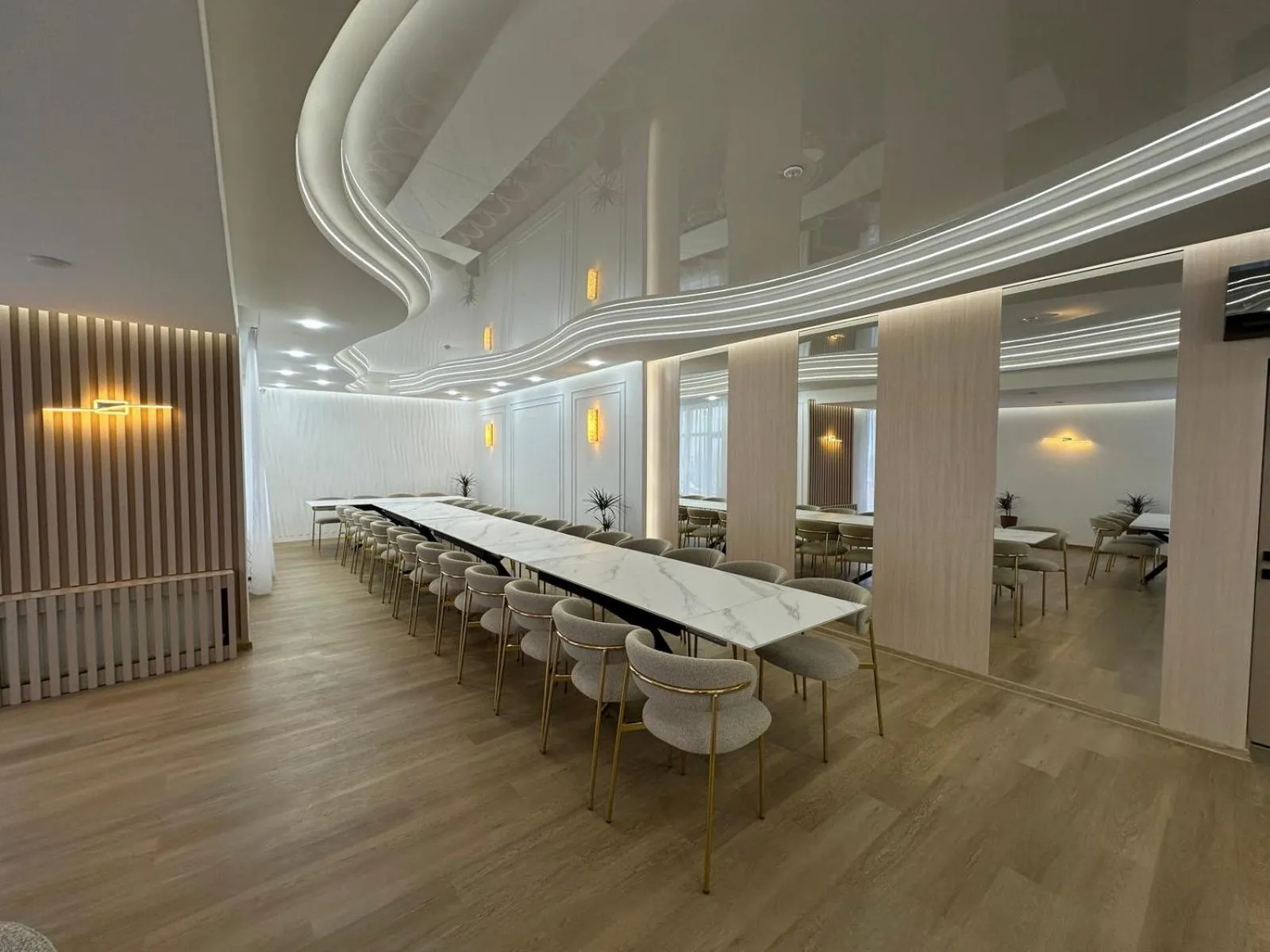 Meeting/conference room in Hotel Palace Ukraine