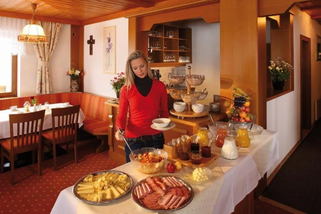 Food in Hotel Sonnalpen