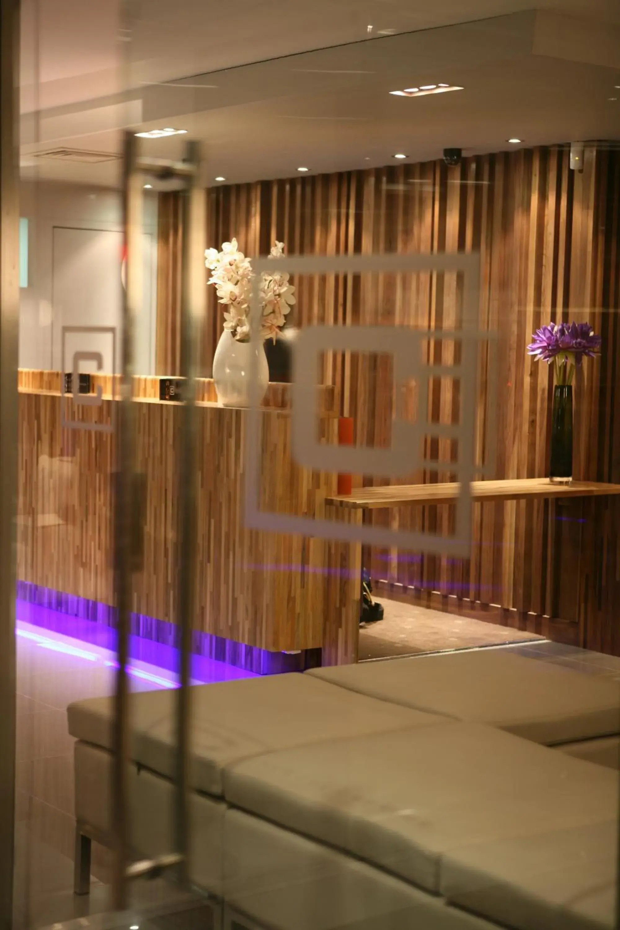 Property building in The Continental Hotel and Spa, Heathrow Property building in The Continental Hotel and Spa, Heathrow