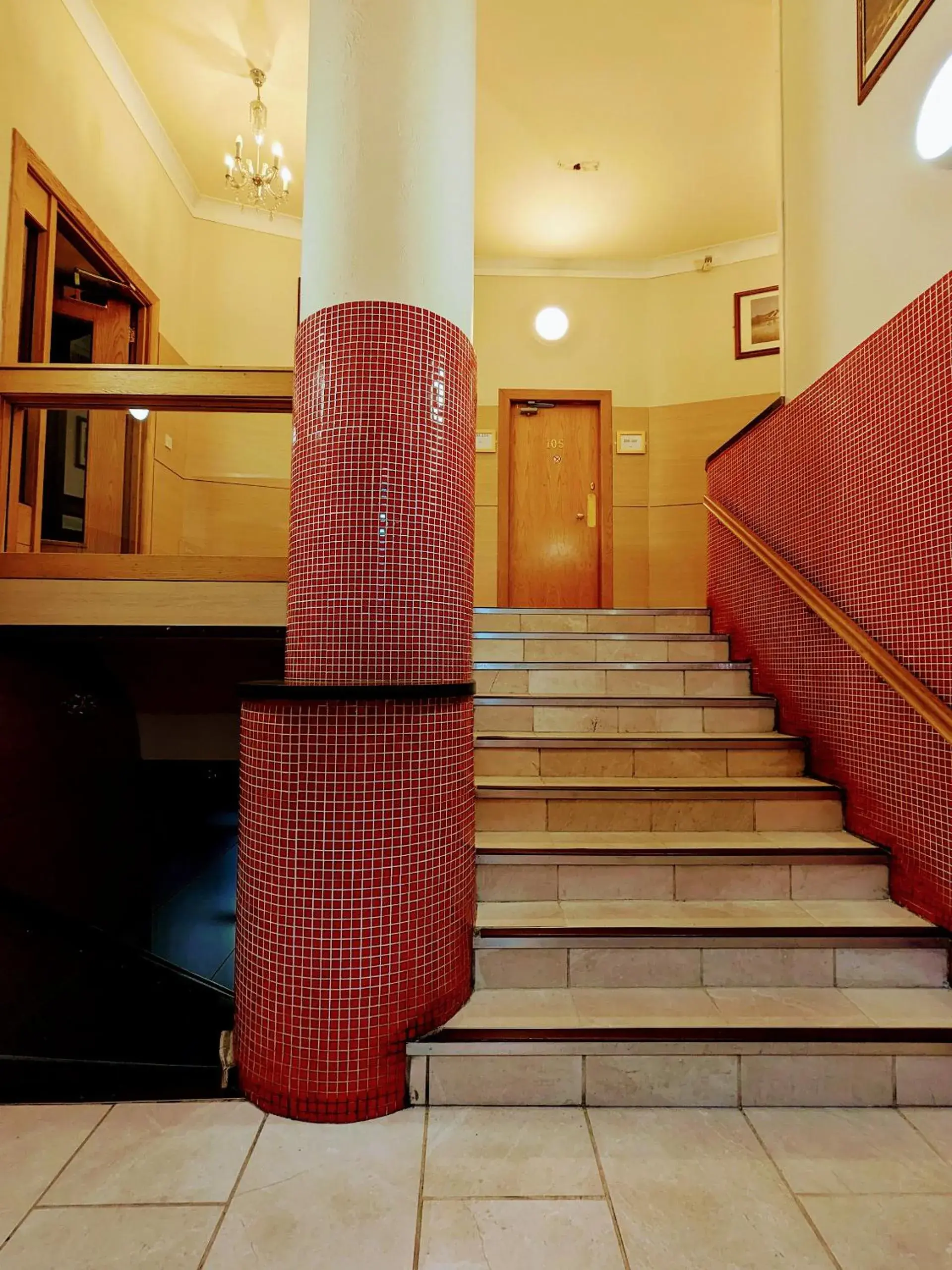 Property building in Aberdeen House Property building in Aberdeen House