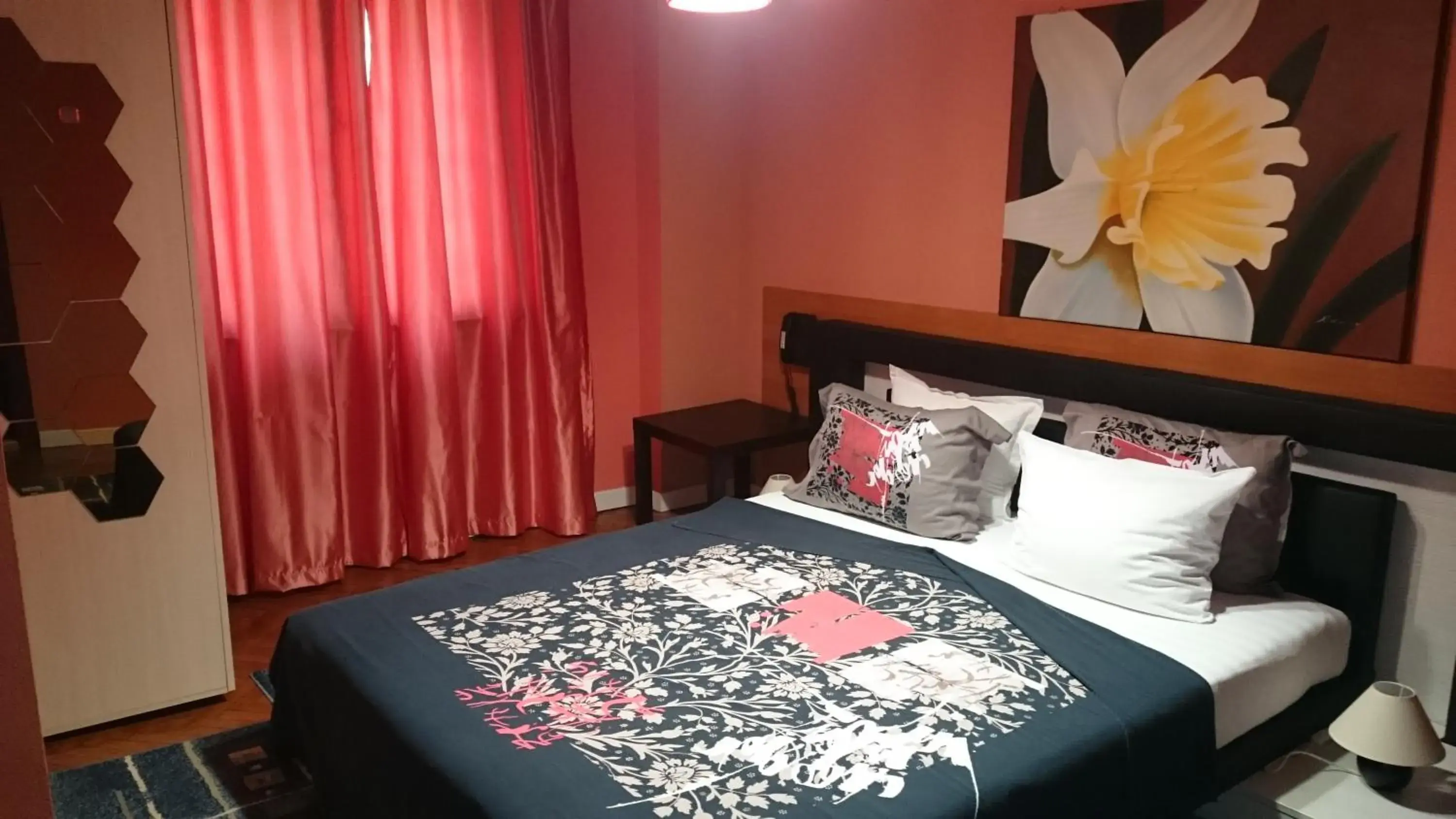 Deluxe Double or Twin Room - single occupancy in Rimini Club Inn & Suites Deluxe Double or Twin Room - single occupancy in Rimini Club Inn & Suites