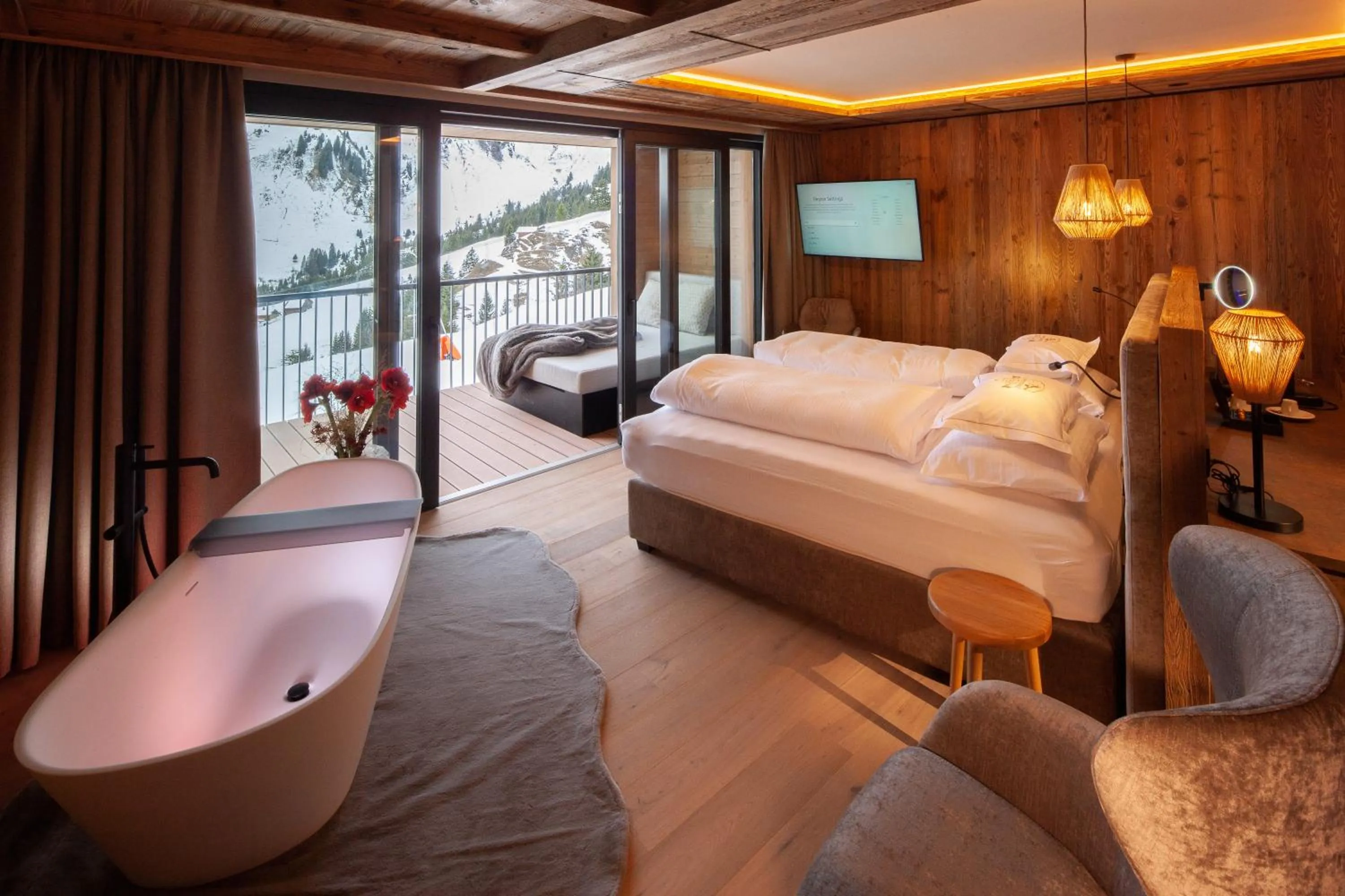 View (from property/room), Bed in Hotel Walisgaden superior