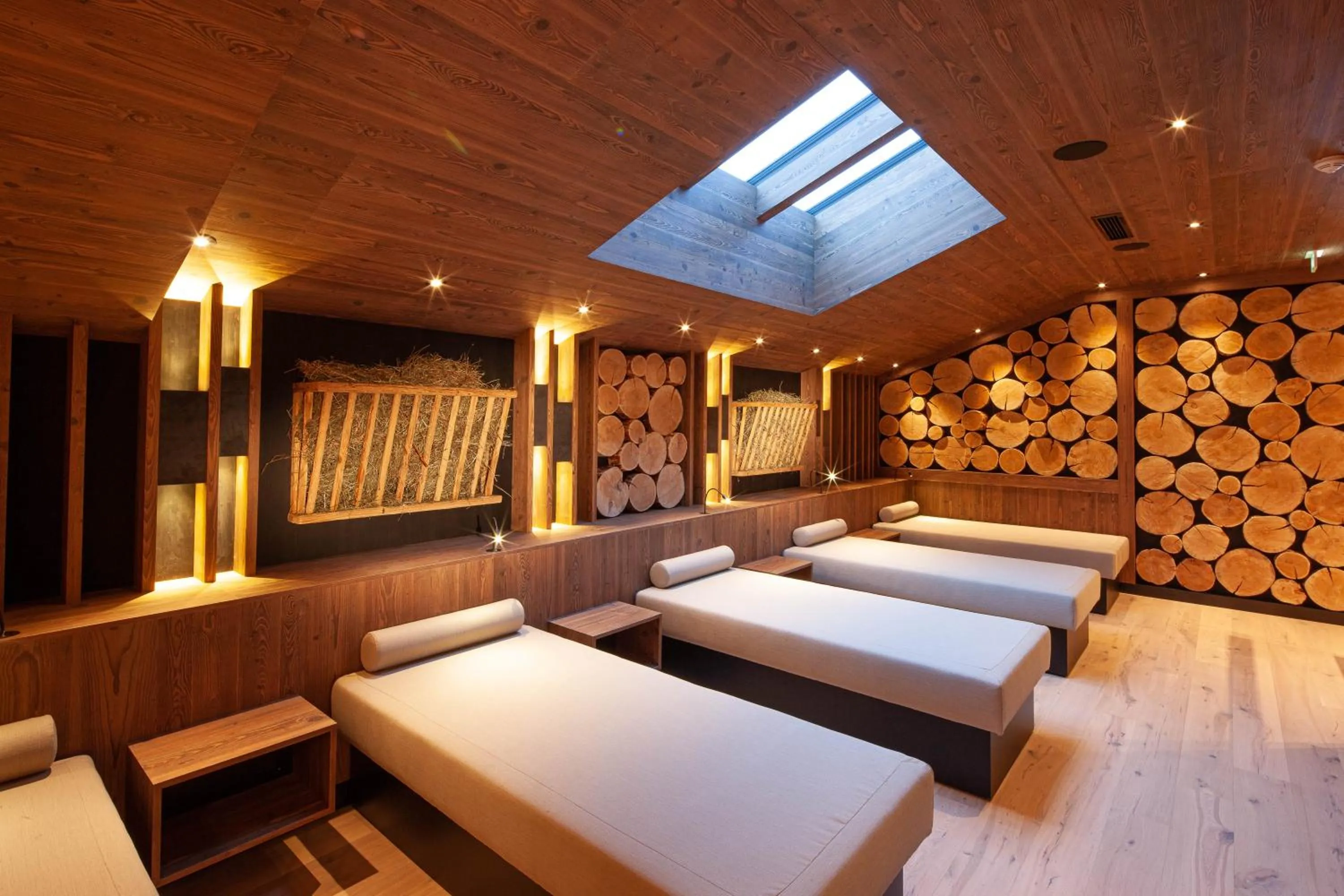Spa and wellness centre/facilities, Bed in Hotel Walisgaden superior